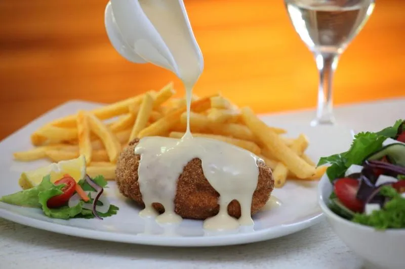 Restaurant/places to eat in Celtis Country Lodge & Restaurant