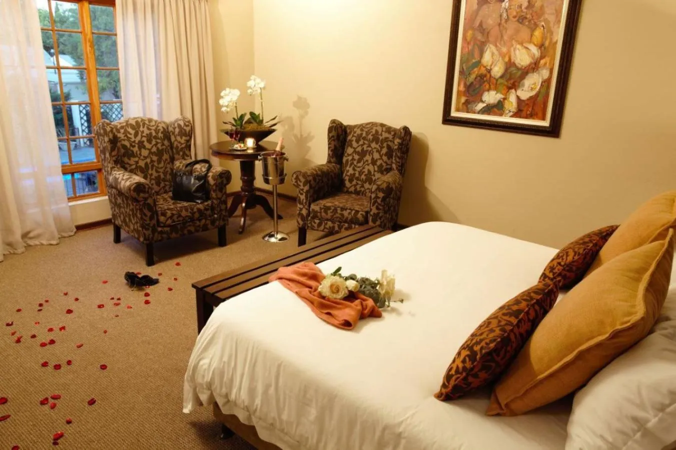 Bed in Celtis Country Lodge & Restaurant