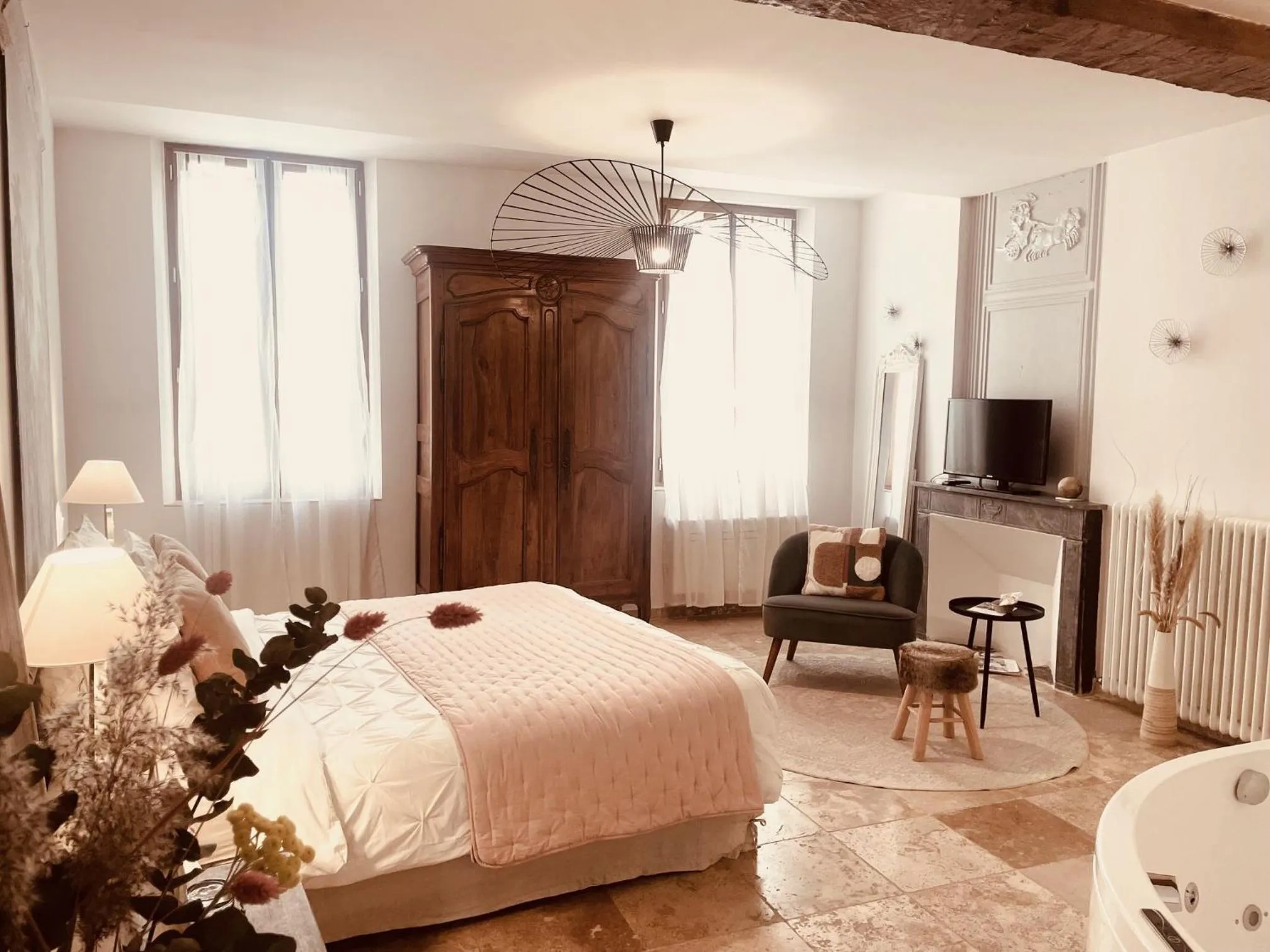 Bedroom, Bed in B&B Temps Suspendu Provence