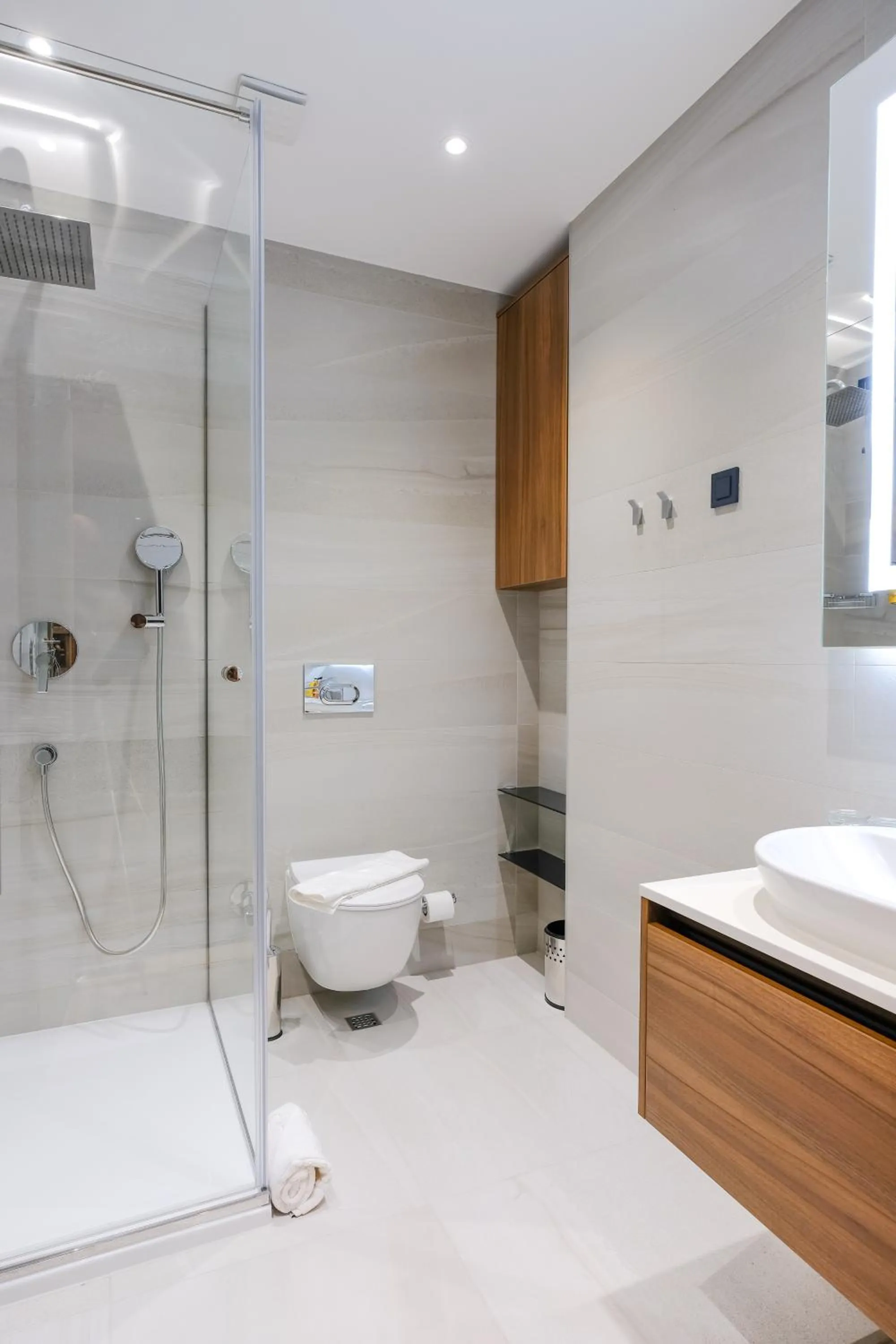 Toilet in Hotel Vema