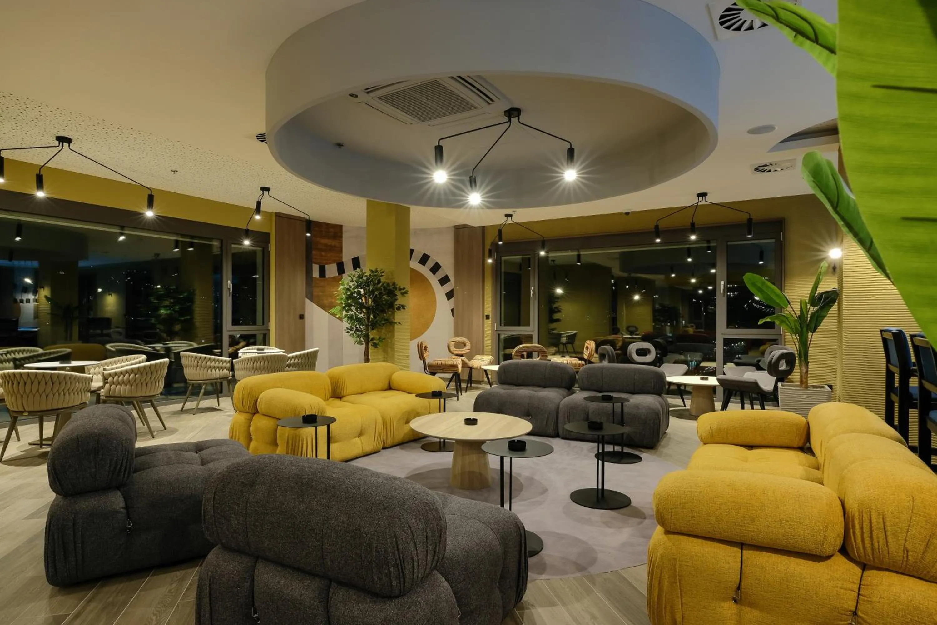 Restaurant/places to eat in Hotel Vema