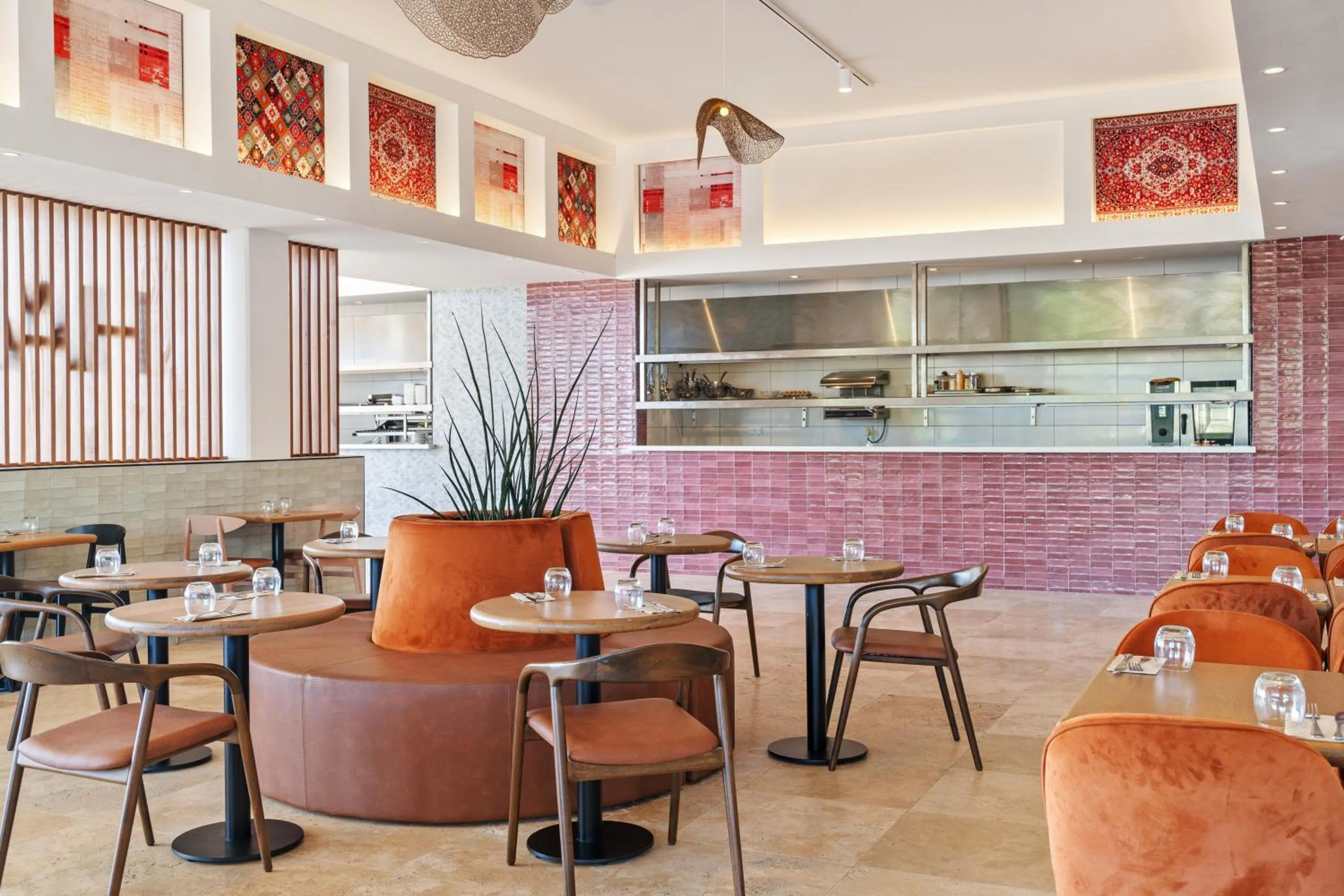 Restaurant/places to eat in The Rif At Mangrove Beach Corendon Curacao All-Inclusive, Curio by Hilton