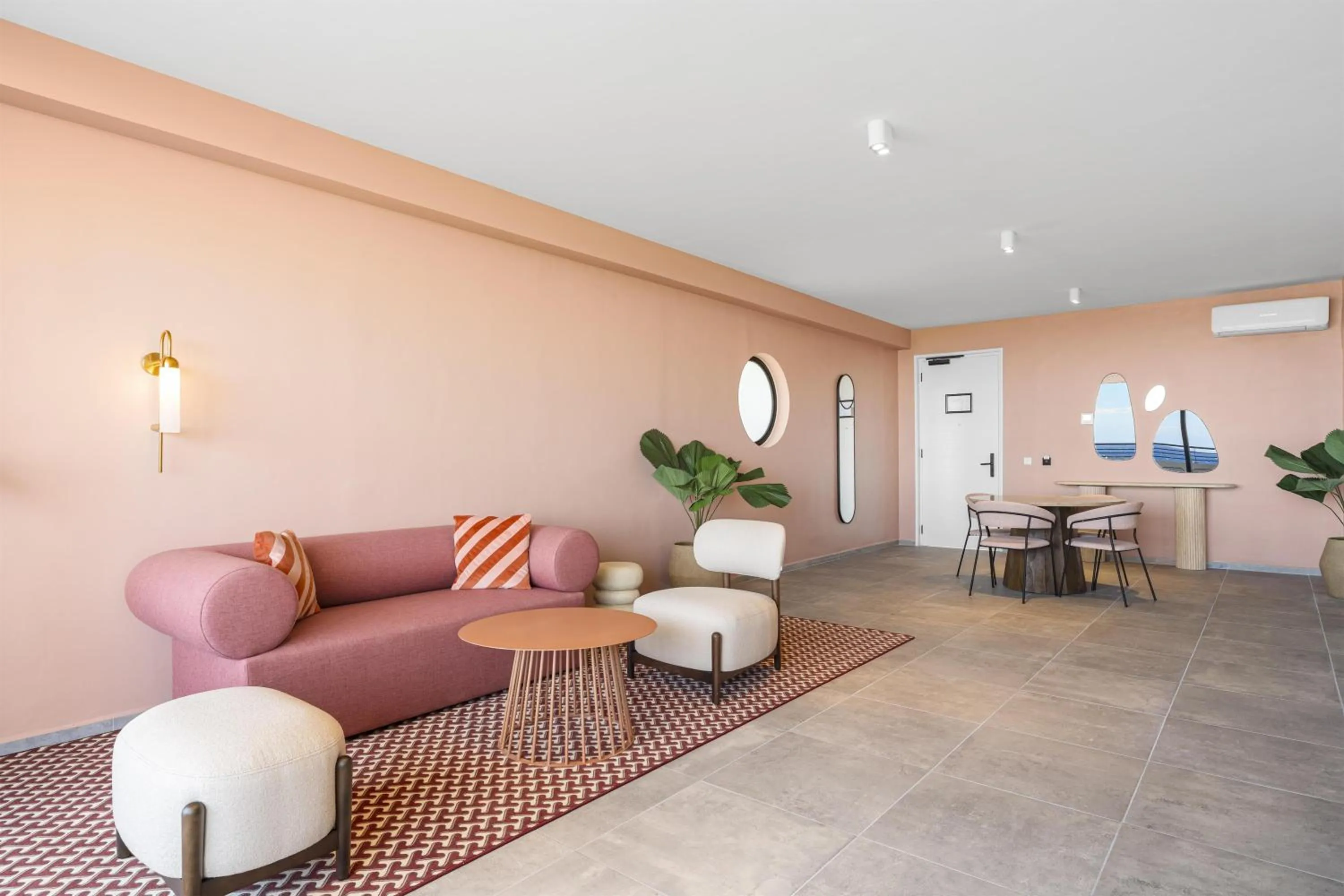 Living room in The Rif At Mangrove Beach Corendon Curacao All-Inclusive, Curio by Hilton