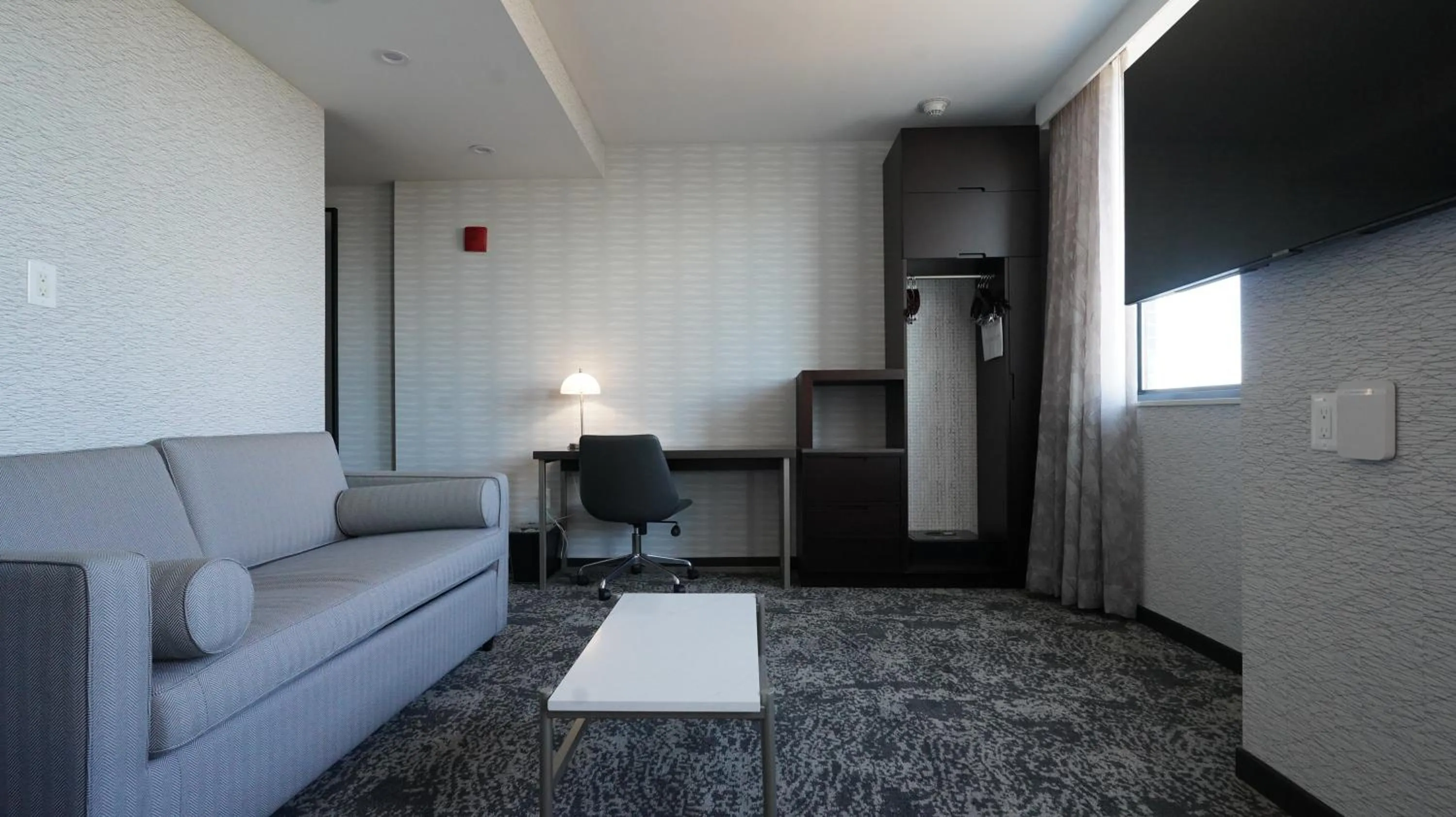 Bedroom in DoubleTree by Hilton Long Island City, NY