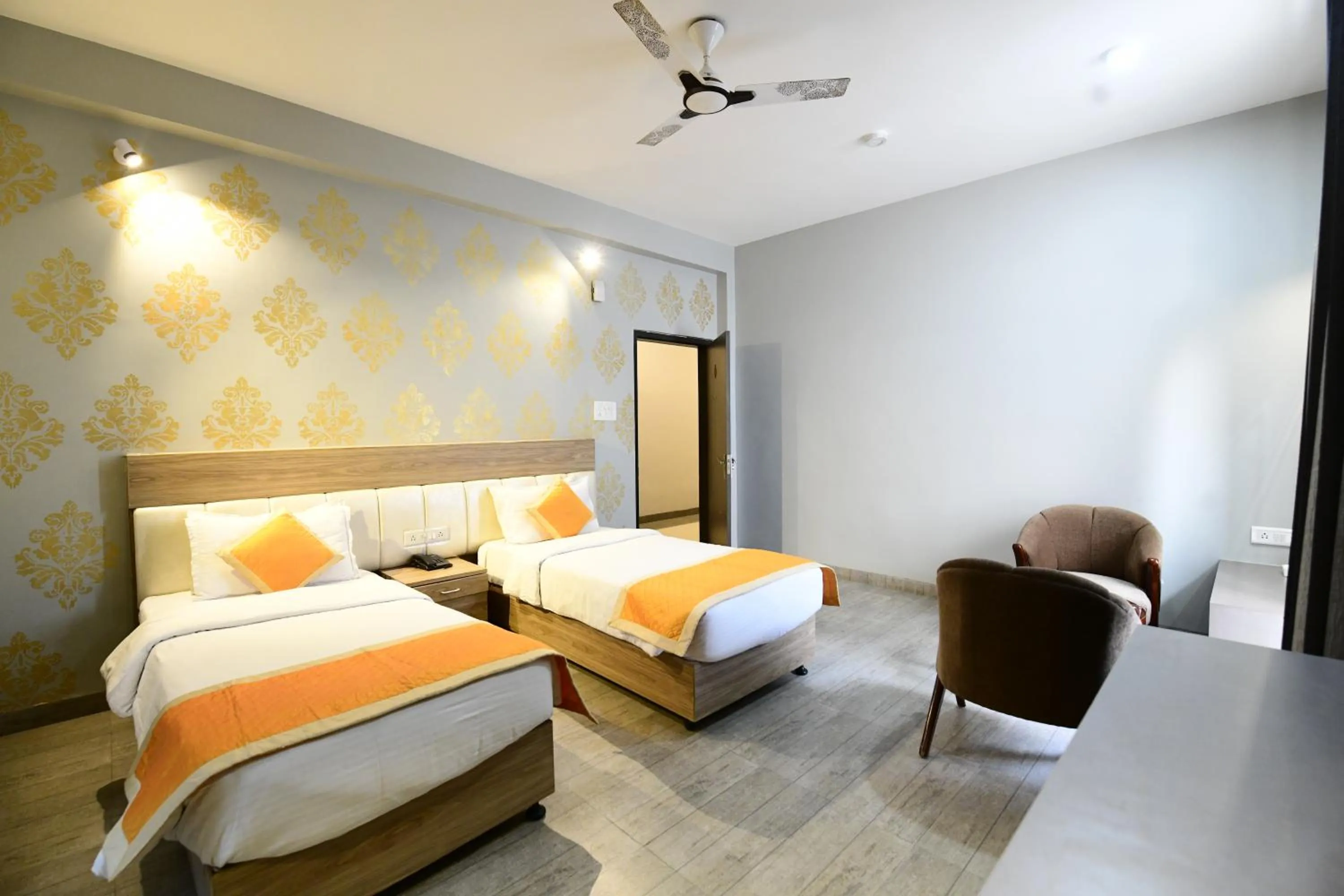 Bed in Hotel Jataka Inn