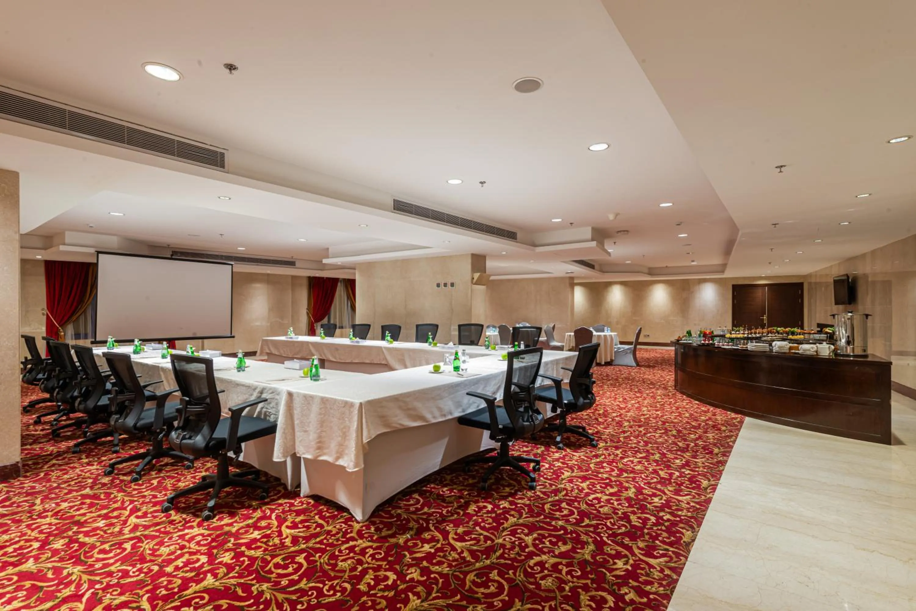 Meeting/conference room in Razana Al Rawdha Hotel