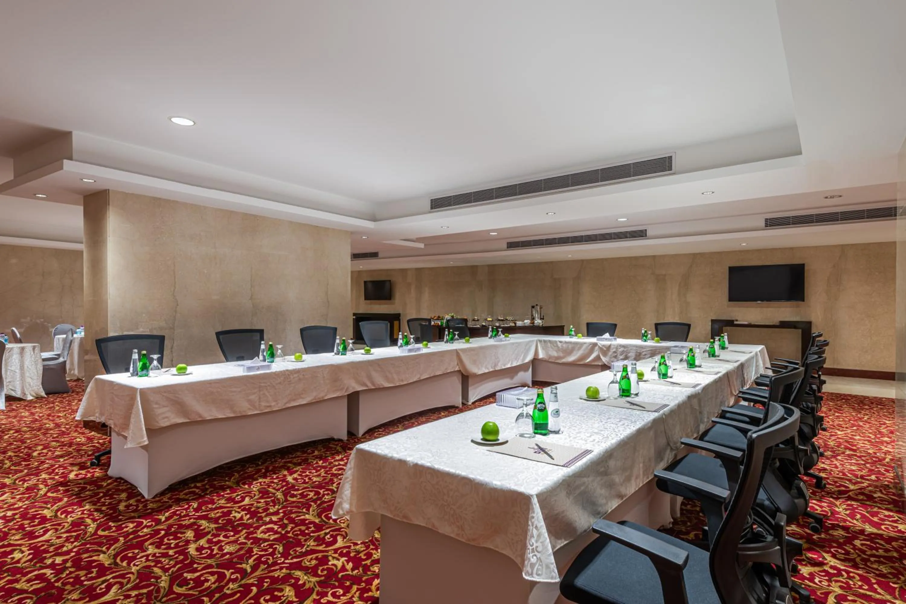 Meeting/conference room in Razana Al Rawdha Hotel