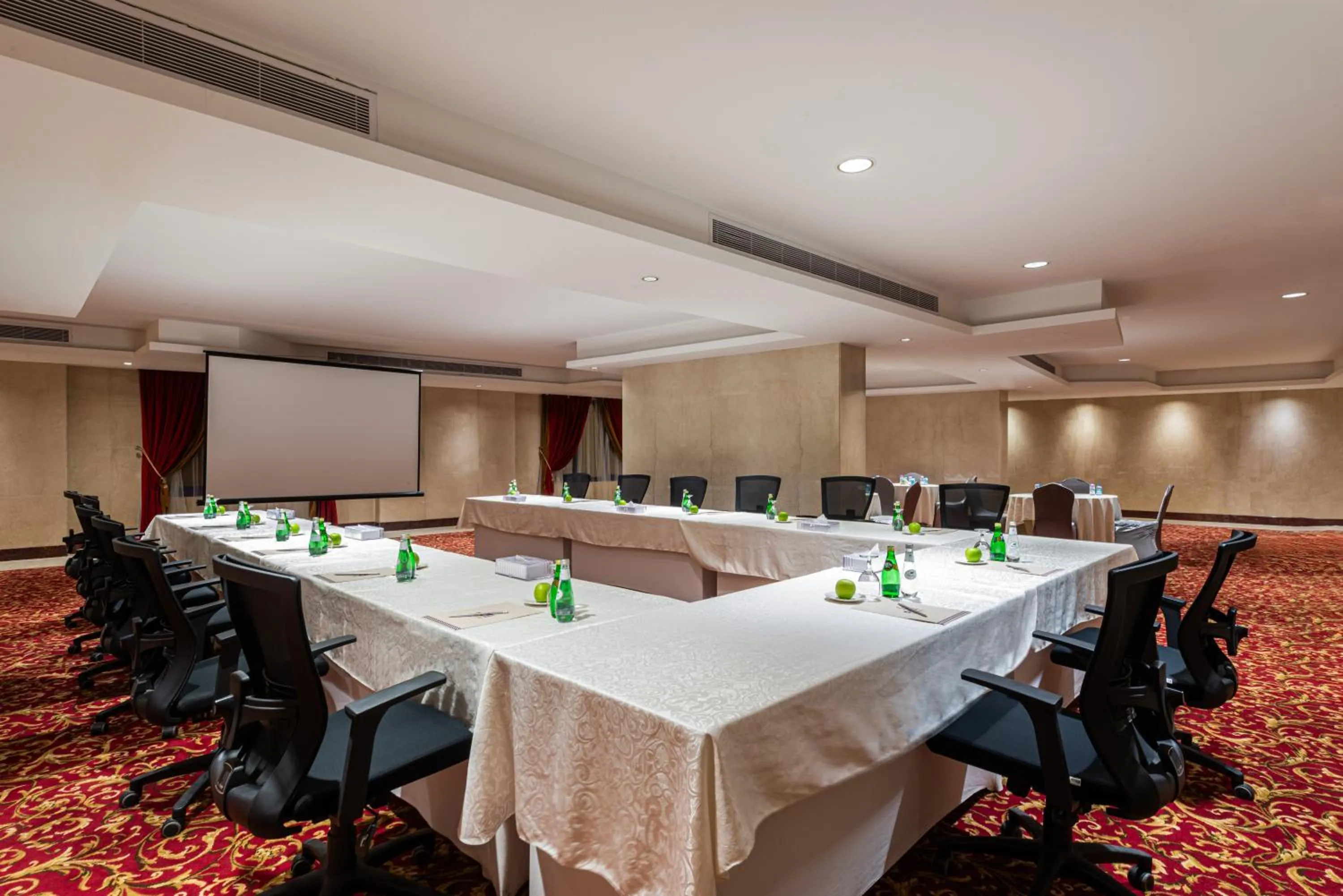 Meeting/conference room in Razana Al Rawdha Hotel