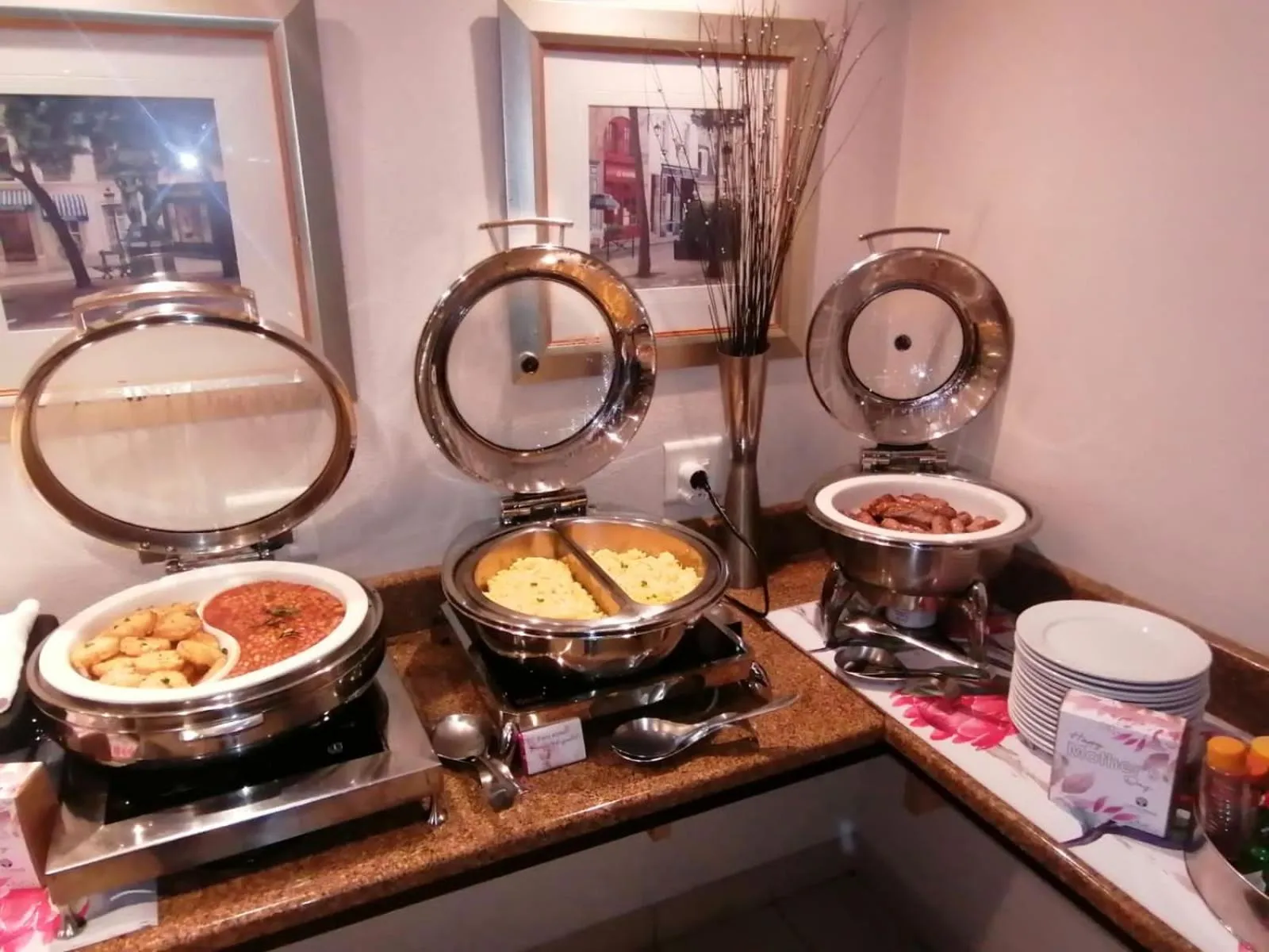 Breakfast in Road Lodge Centurion