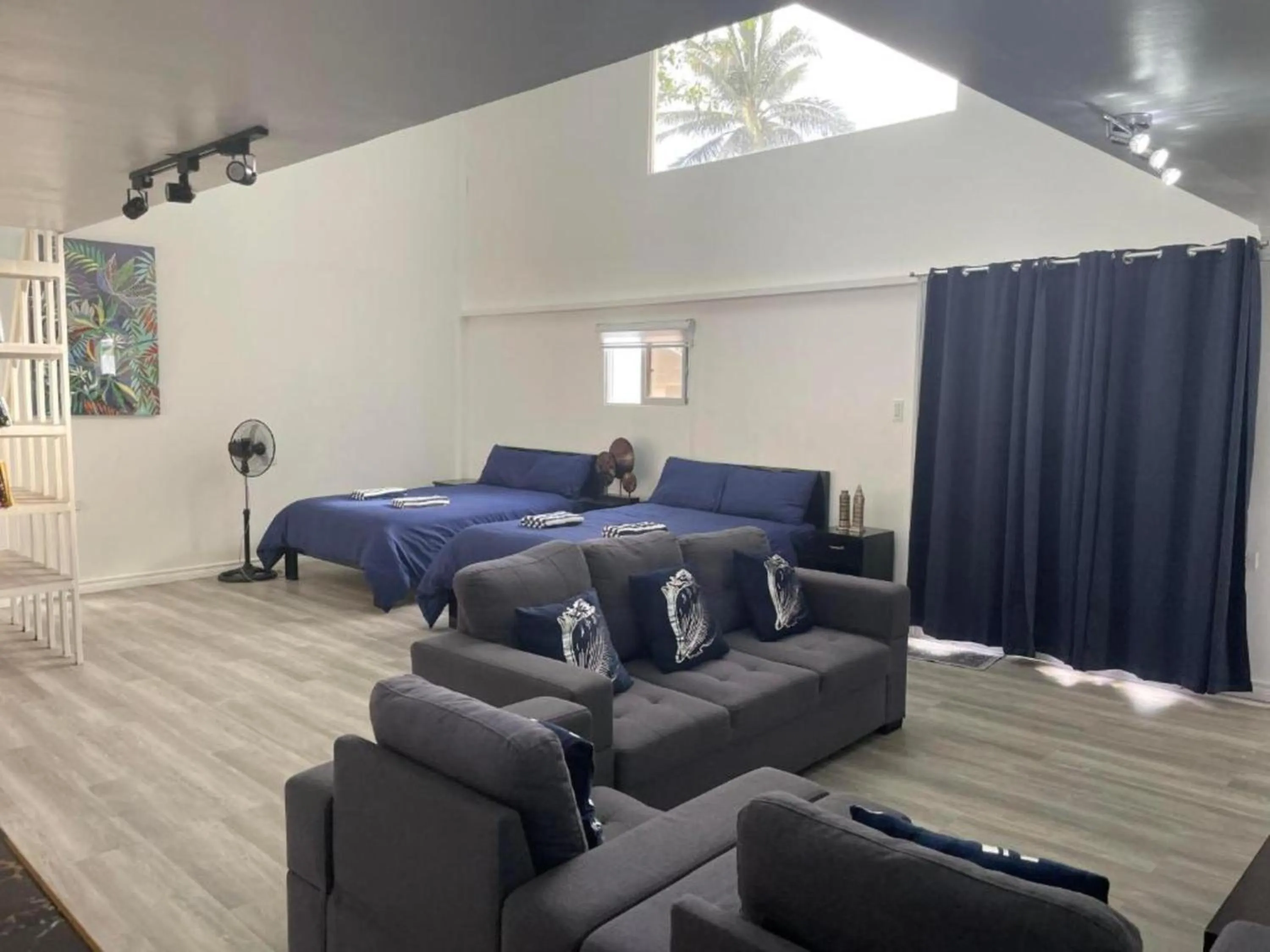 Bed in Lopez Beach Resort