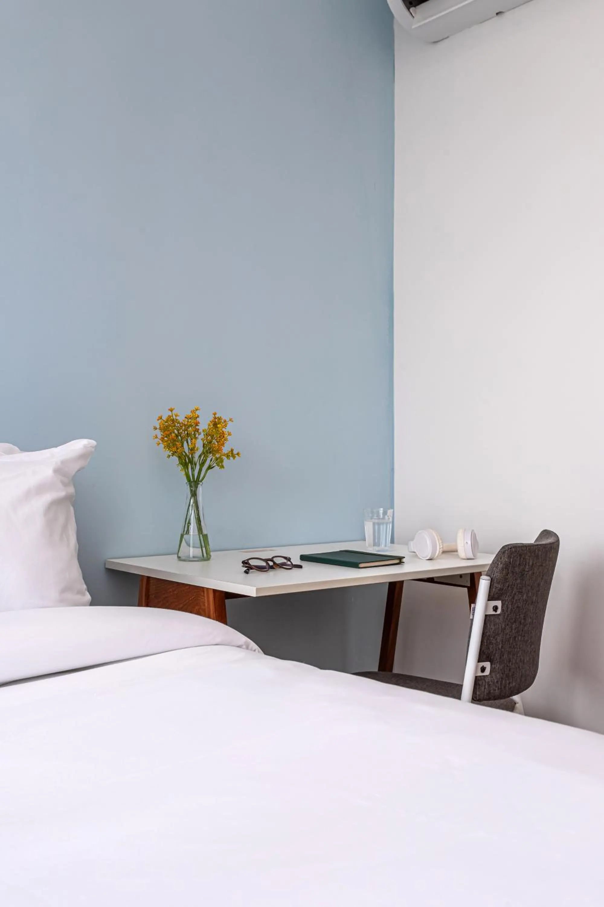 Bed in Setin Downtown Praca da Sé by Viva - Prédio completo com piscina perto de estação de metrô no Centro de São Paulo