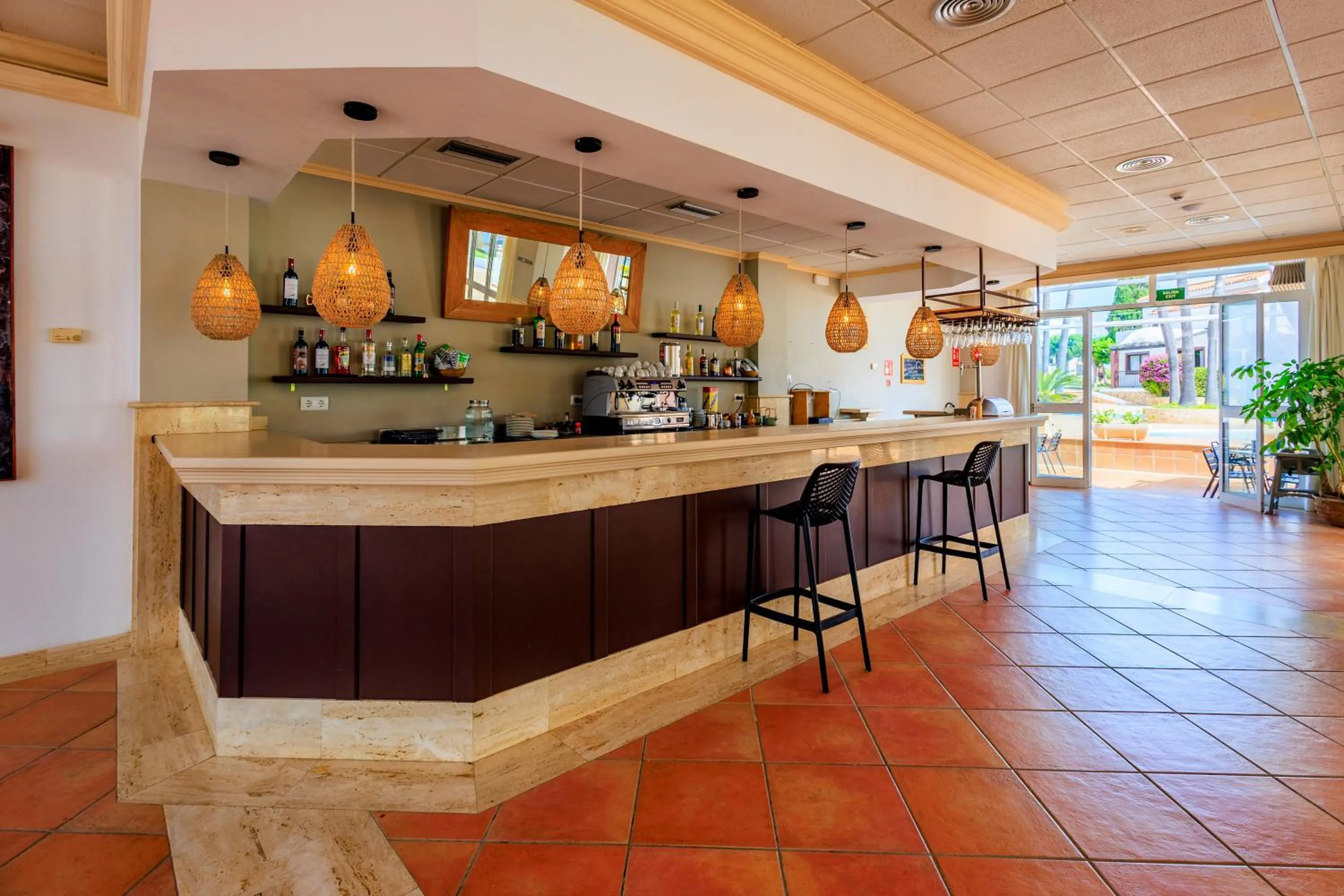 Lounge or bar in Nuramar Aparthotel