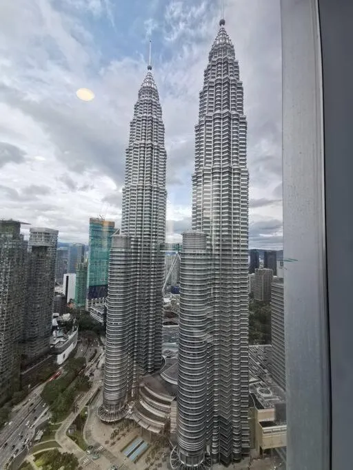 Tropicana The Residences KLCC by Rverse Suite