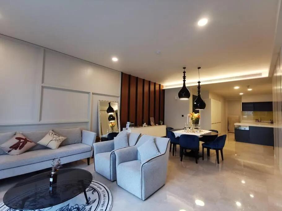 Tropicana The Residences KLCC by Rverse Suite