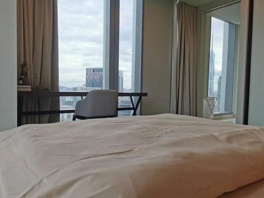 Tropicana The Residences KLCC by Rverse Suite