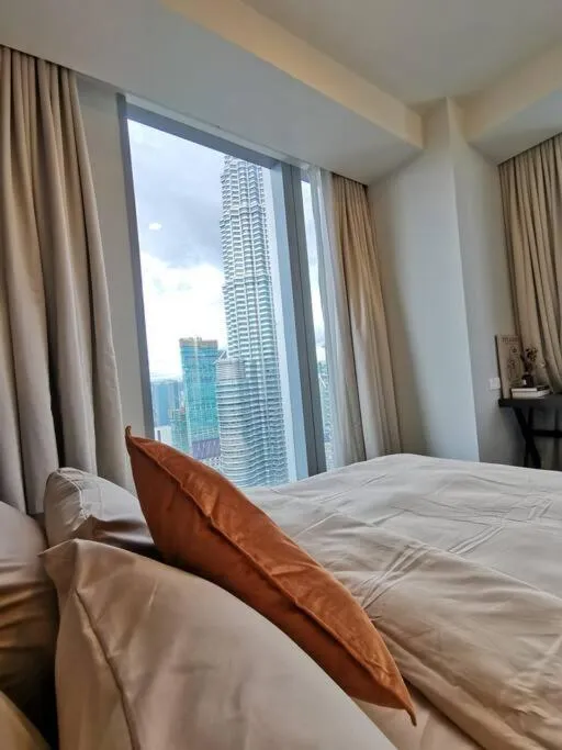 Tropicana The Residences KLCC by Rverse Suite