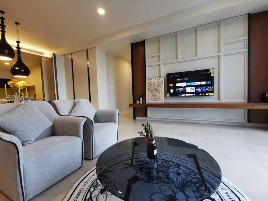 Tropicana The Residences KLCC by Rverse Suite