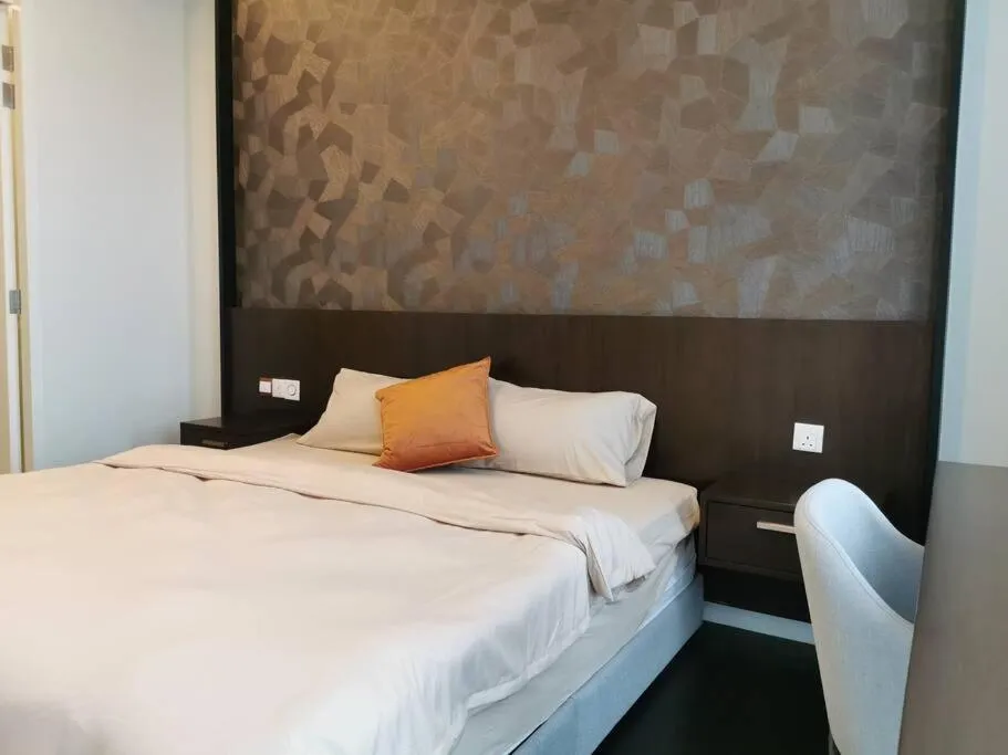 Tropicana The Residences KLCC by Rverse Suite