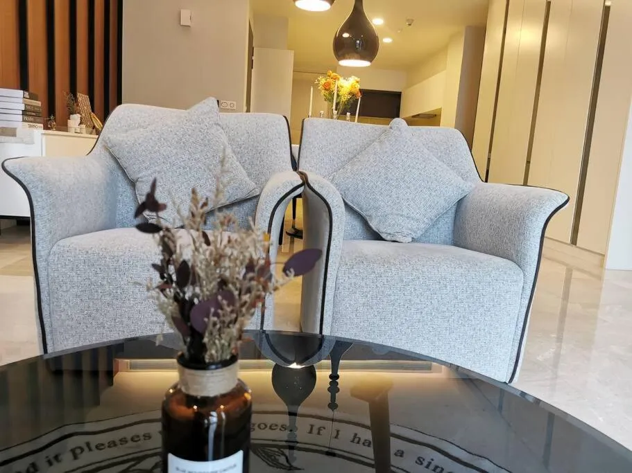 Tropicana The Residences KLCC by Rverse Suite