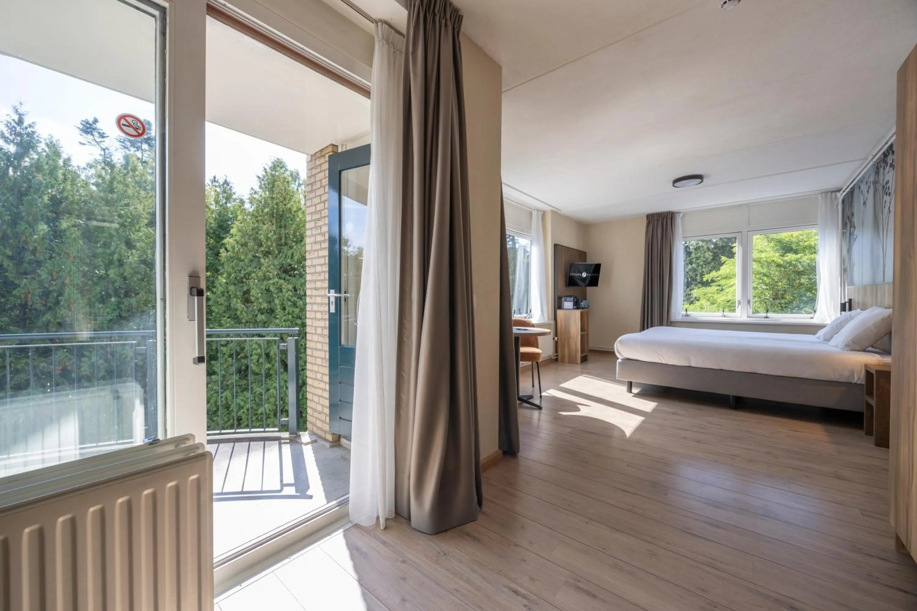 Bedroom, Bed in Fletcher Hotel Restaurant De Eese