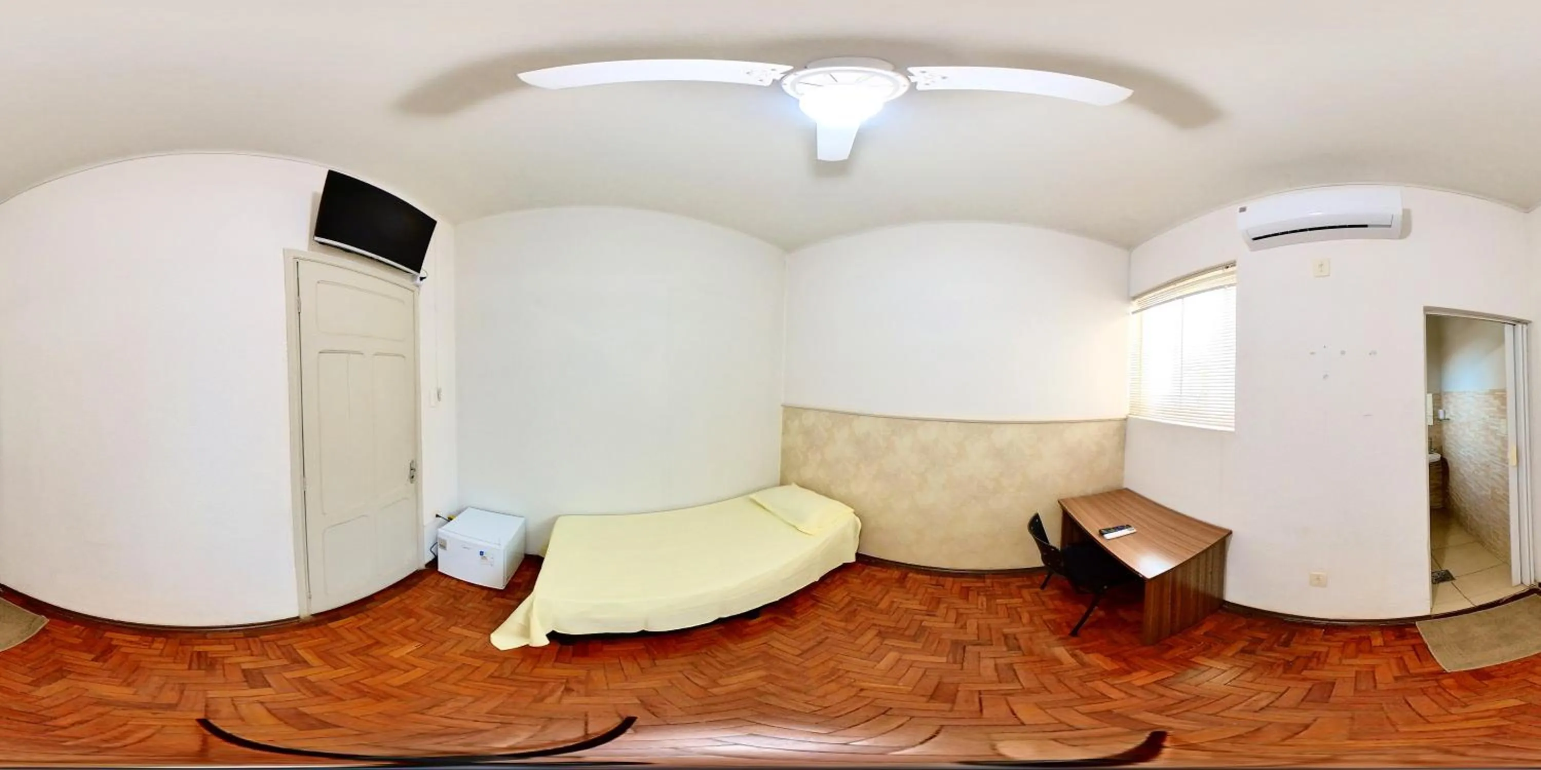 Bed in CENTRALHE HOTEL