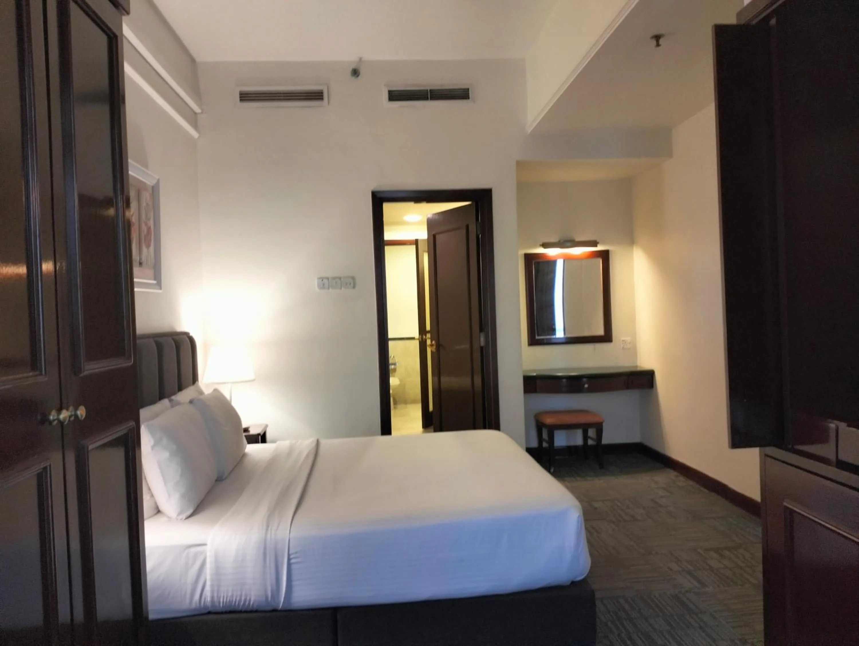 Bed in Times Square Kuala Lumpur By Service Suite