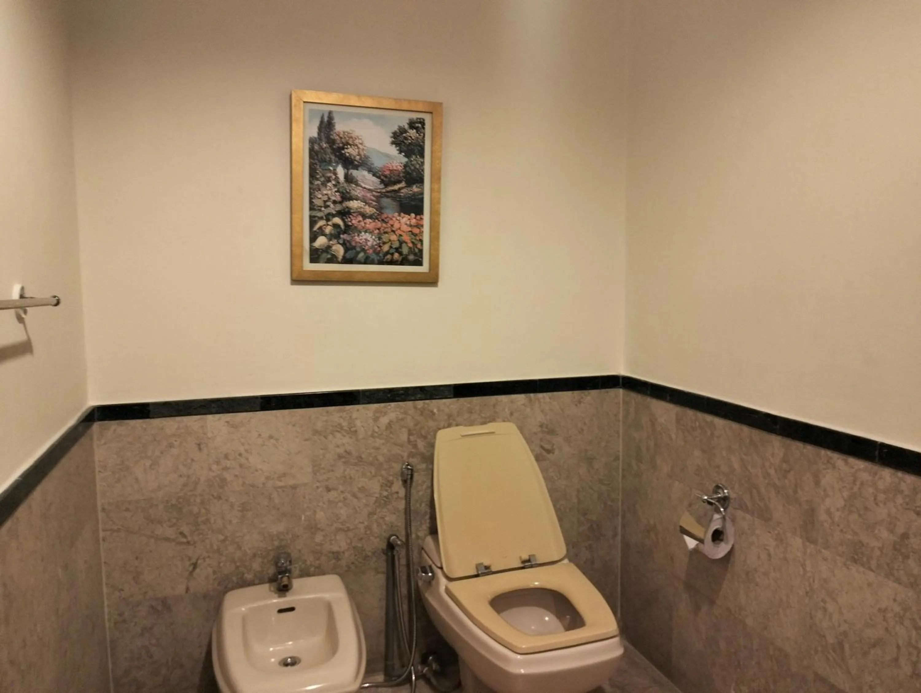 Toilet in Times Square Kuala Lumpur By Service Suite