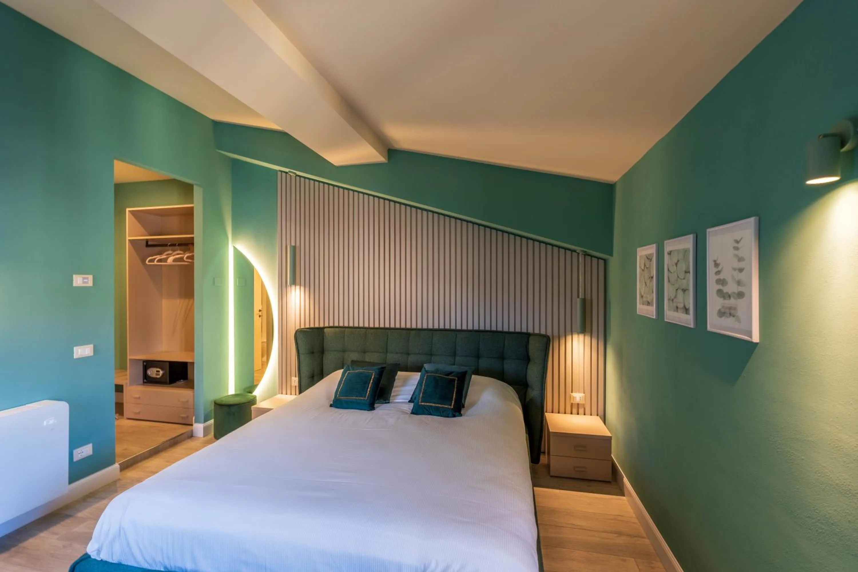 Bedroom, Bed in Blossoms of Siena, Adults Only