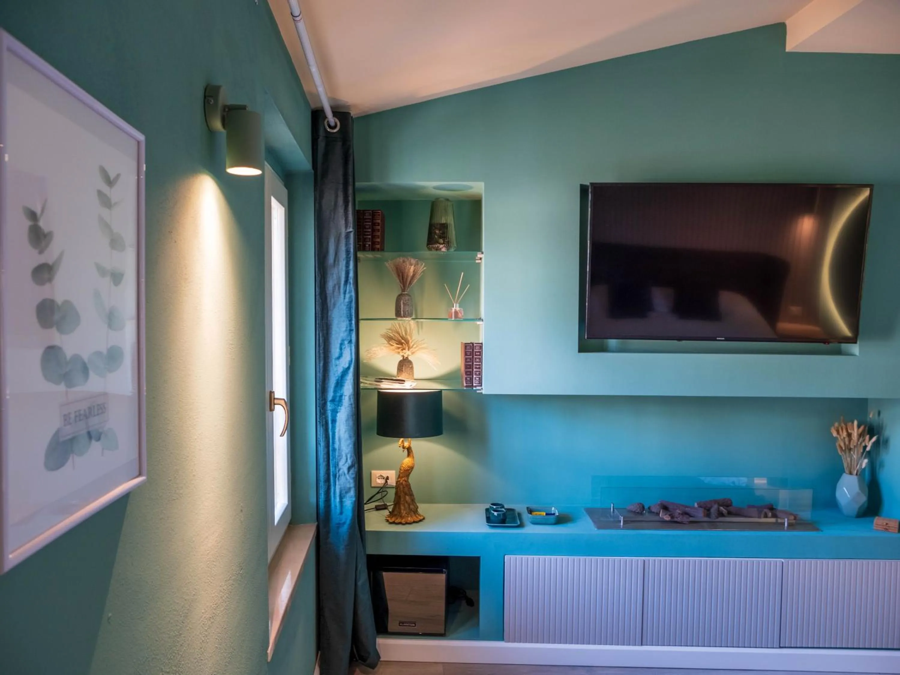 Blossoms of Siena, Adults Only