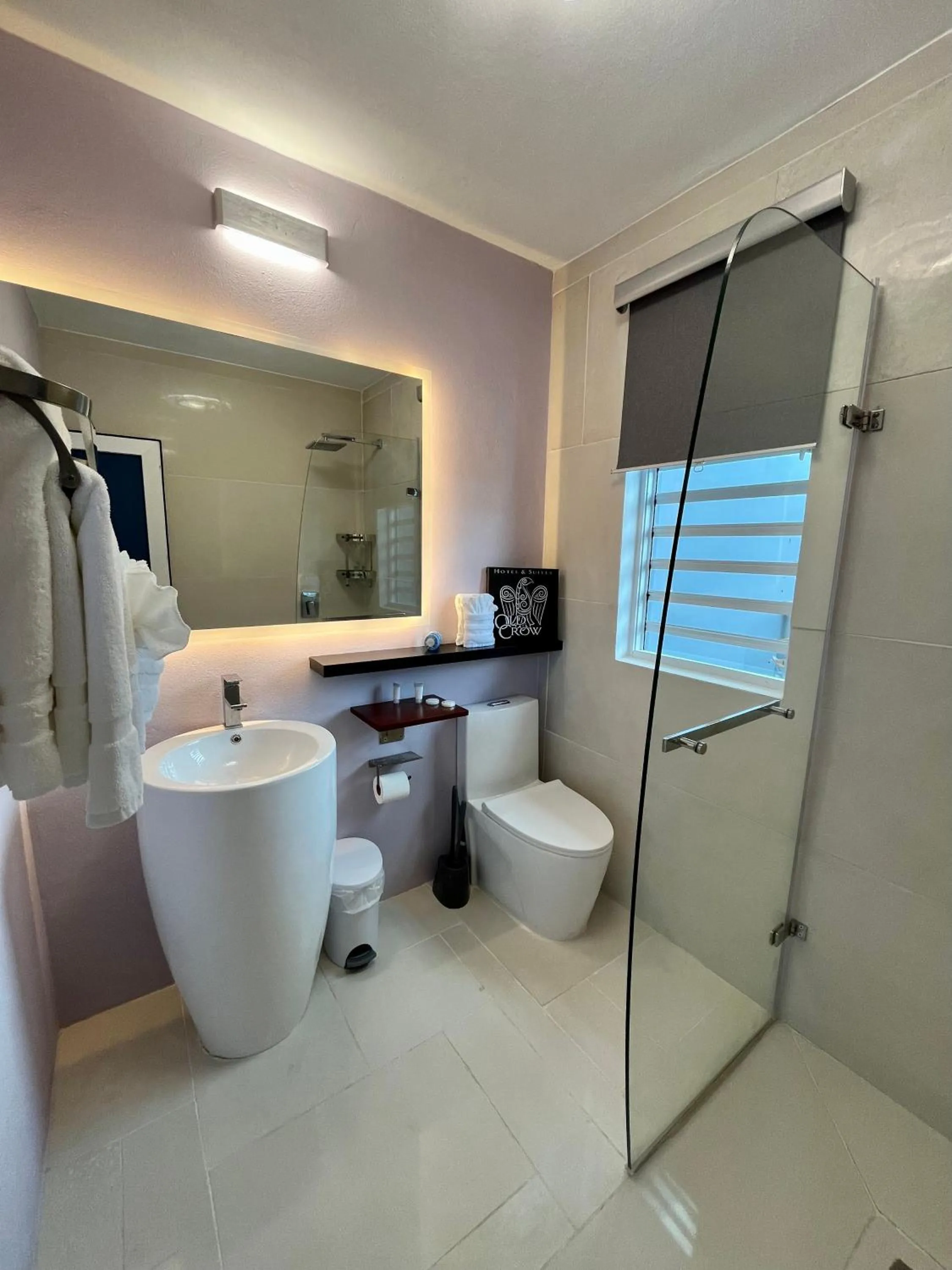 Old Crow Hotel and Suites