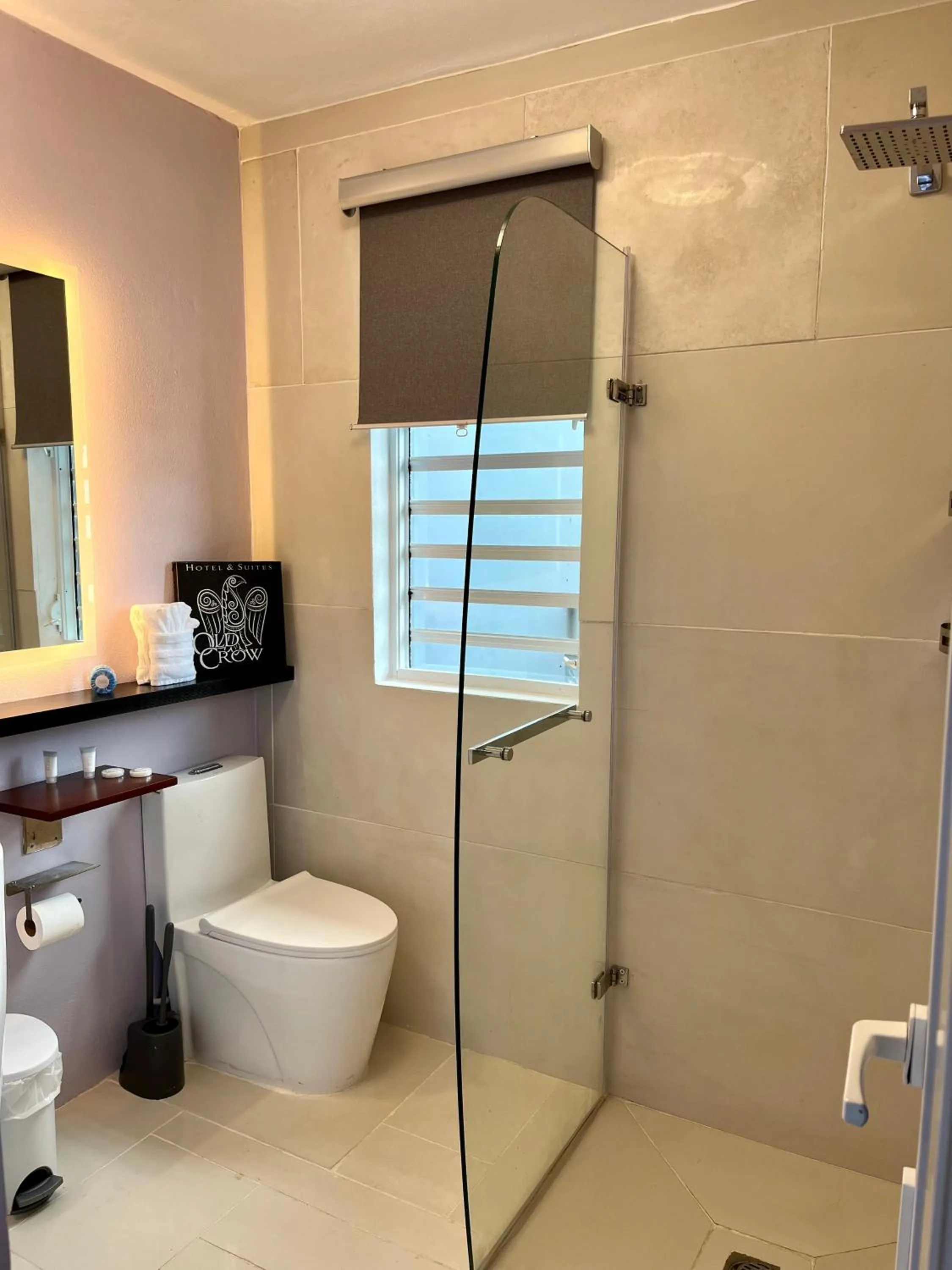 Old Crow Hotel and Suites