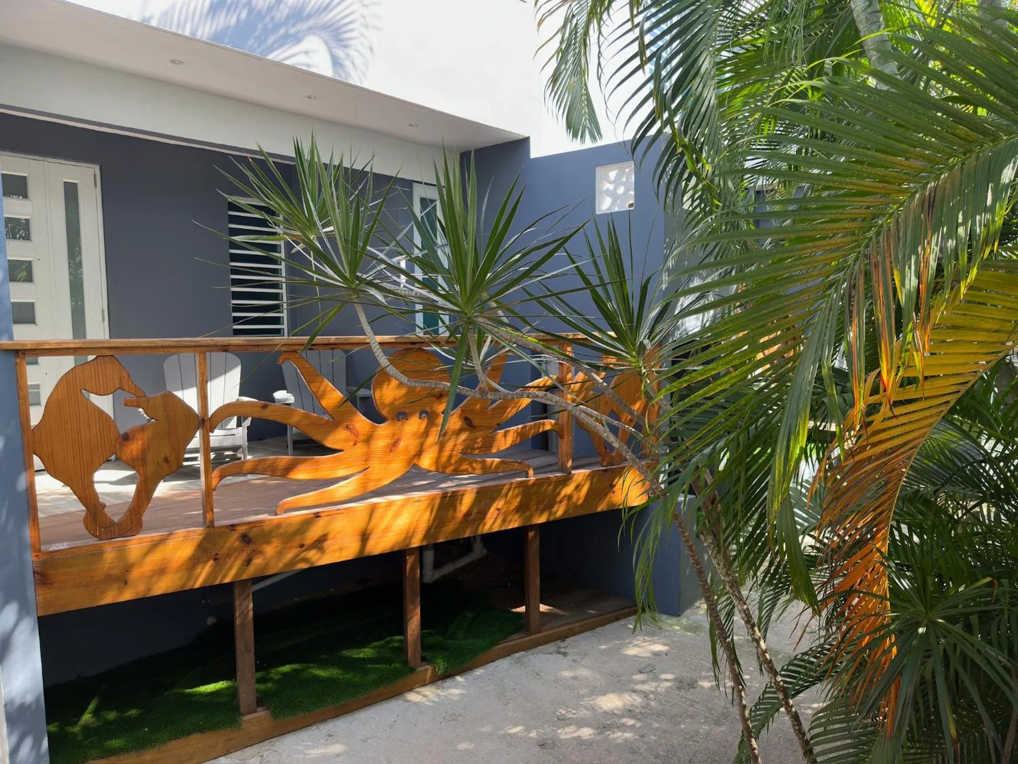 Balcony/Terrace in Old Crow Hotel and Suites