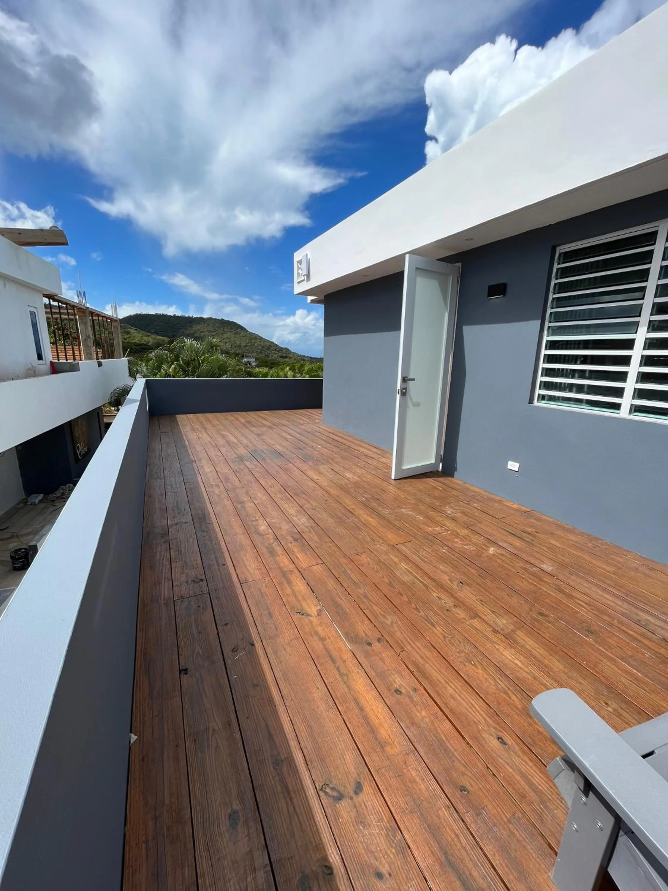 Balcony/Terrace in Old Crow Hotel and Suites