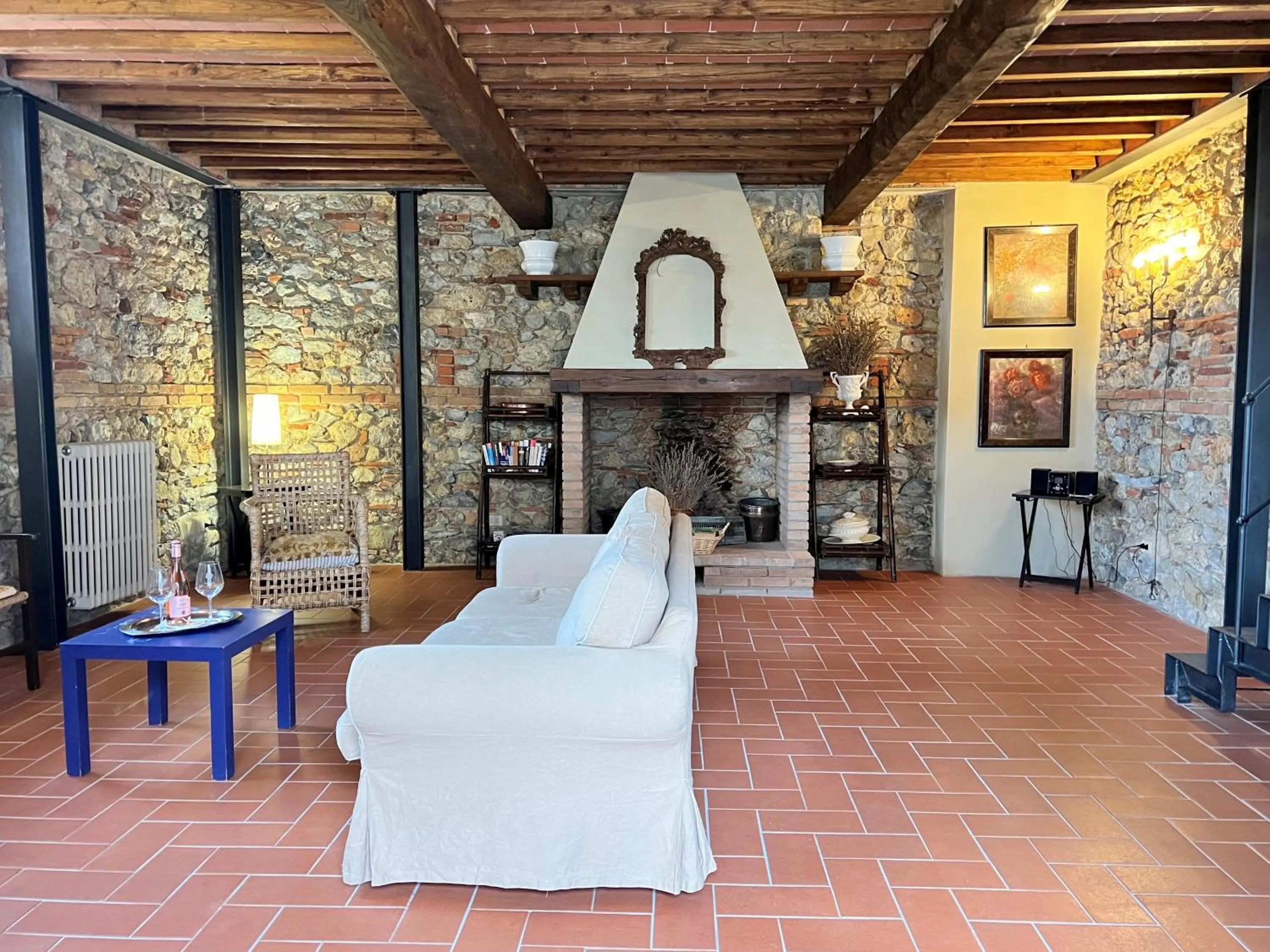 Day in Fattoria Lornano Winery