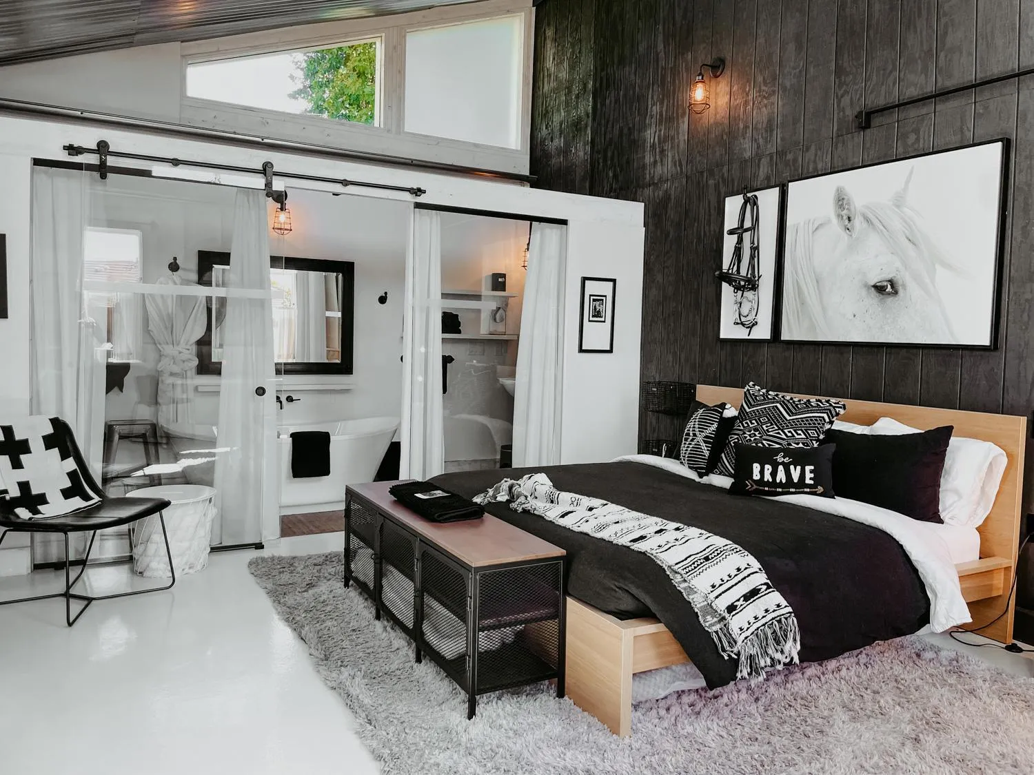 Bed in Inn Santa Clara