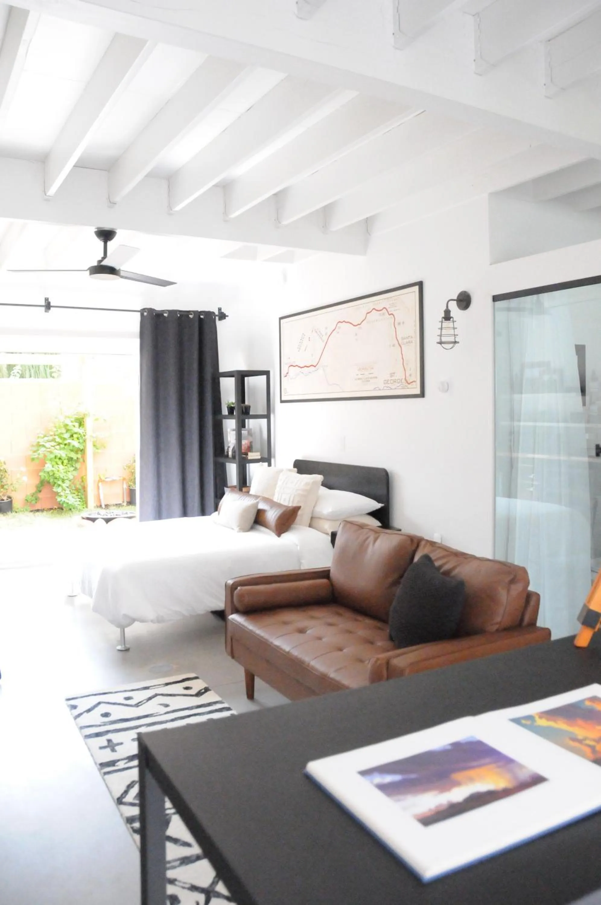 Bed in Inn Santa Clara