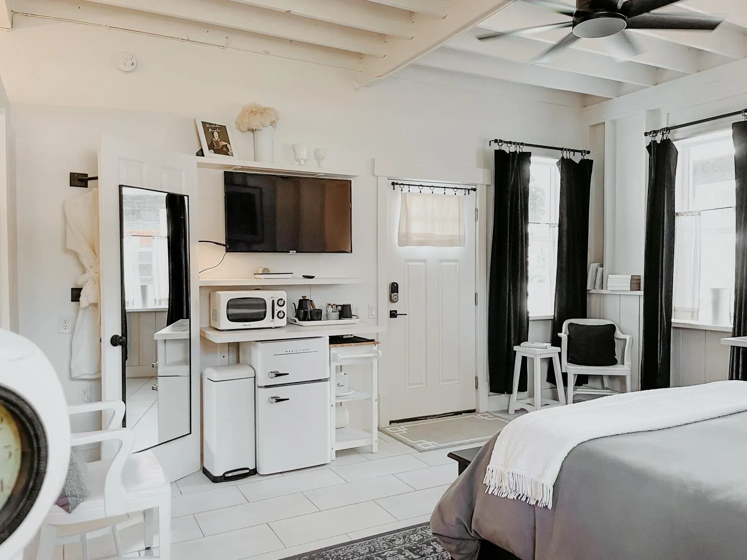 Bed in Inn Santa Clara