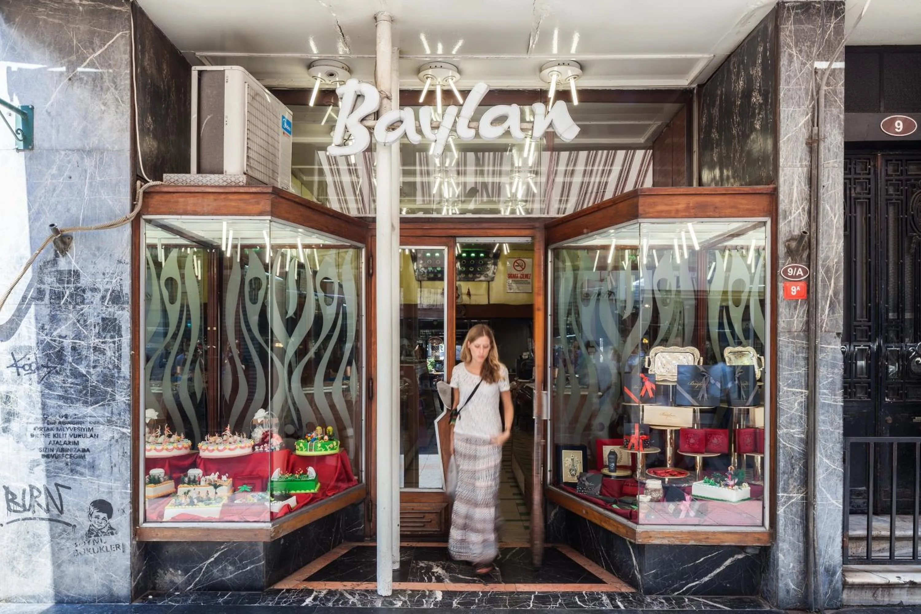 Facade/entrance in Loka Suites