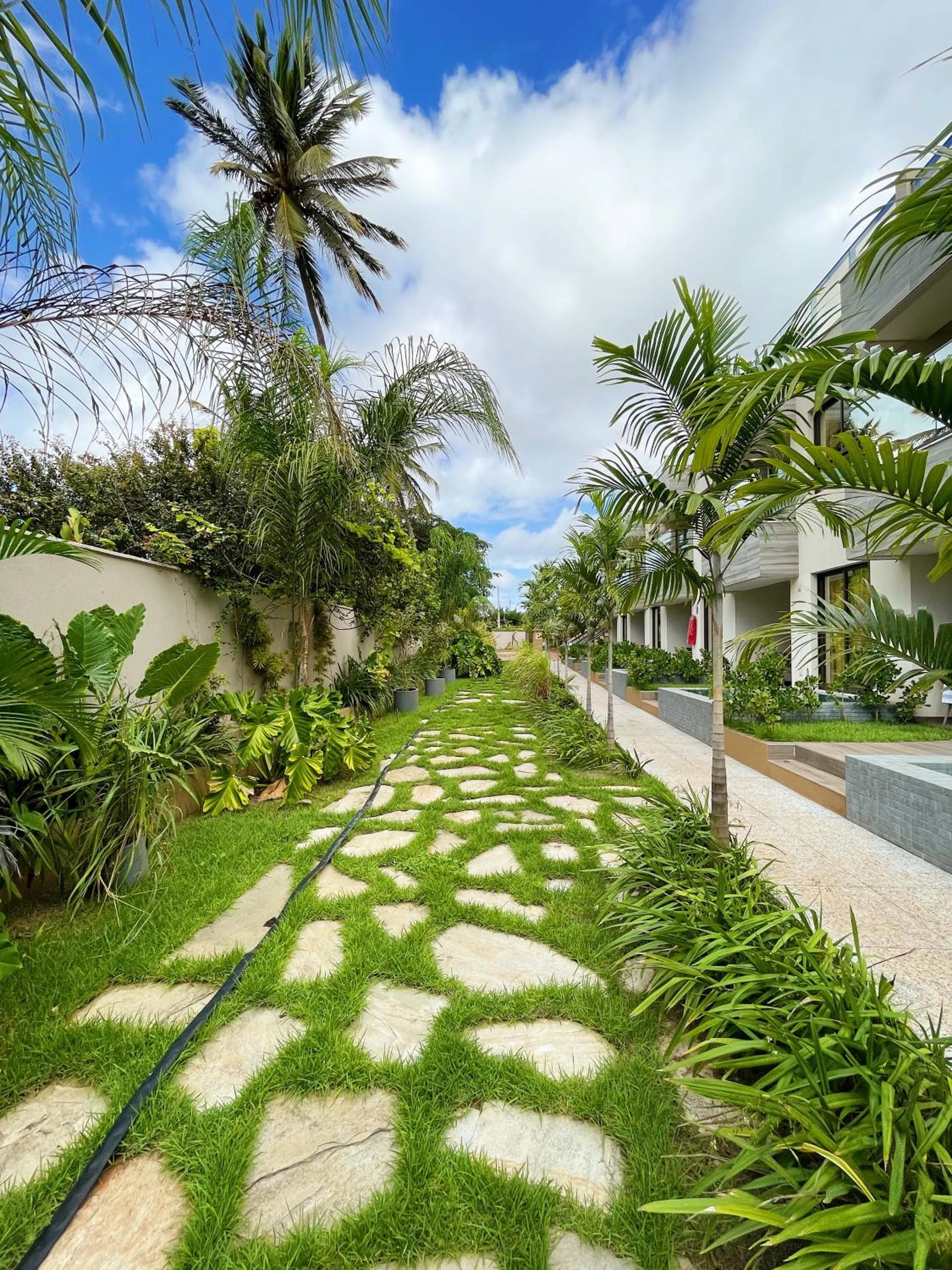 Garden in The Home São Miguel do Gostoso by Liiv
