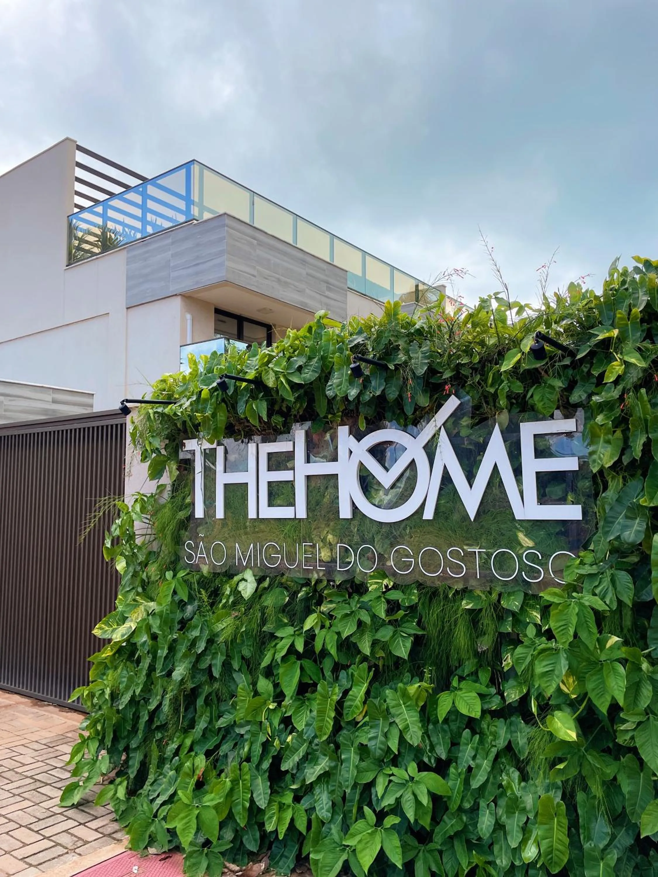 Facade/entrance in The Home São Miguel do Gostoso by Liiv