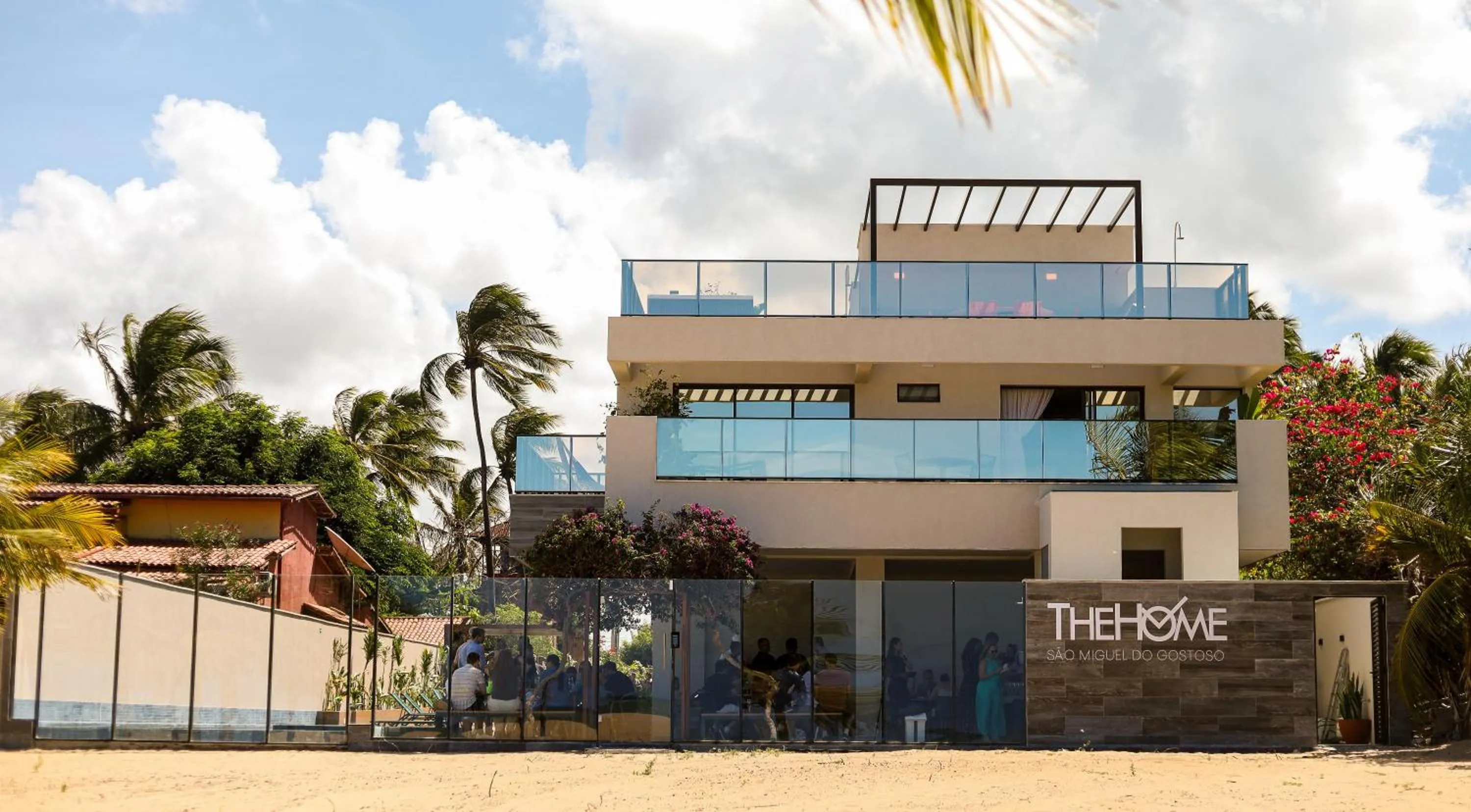 Facade/entrance in The Home São Miguel do Gostoso by Liiv