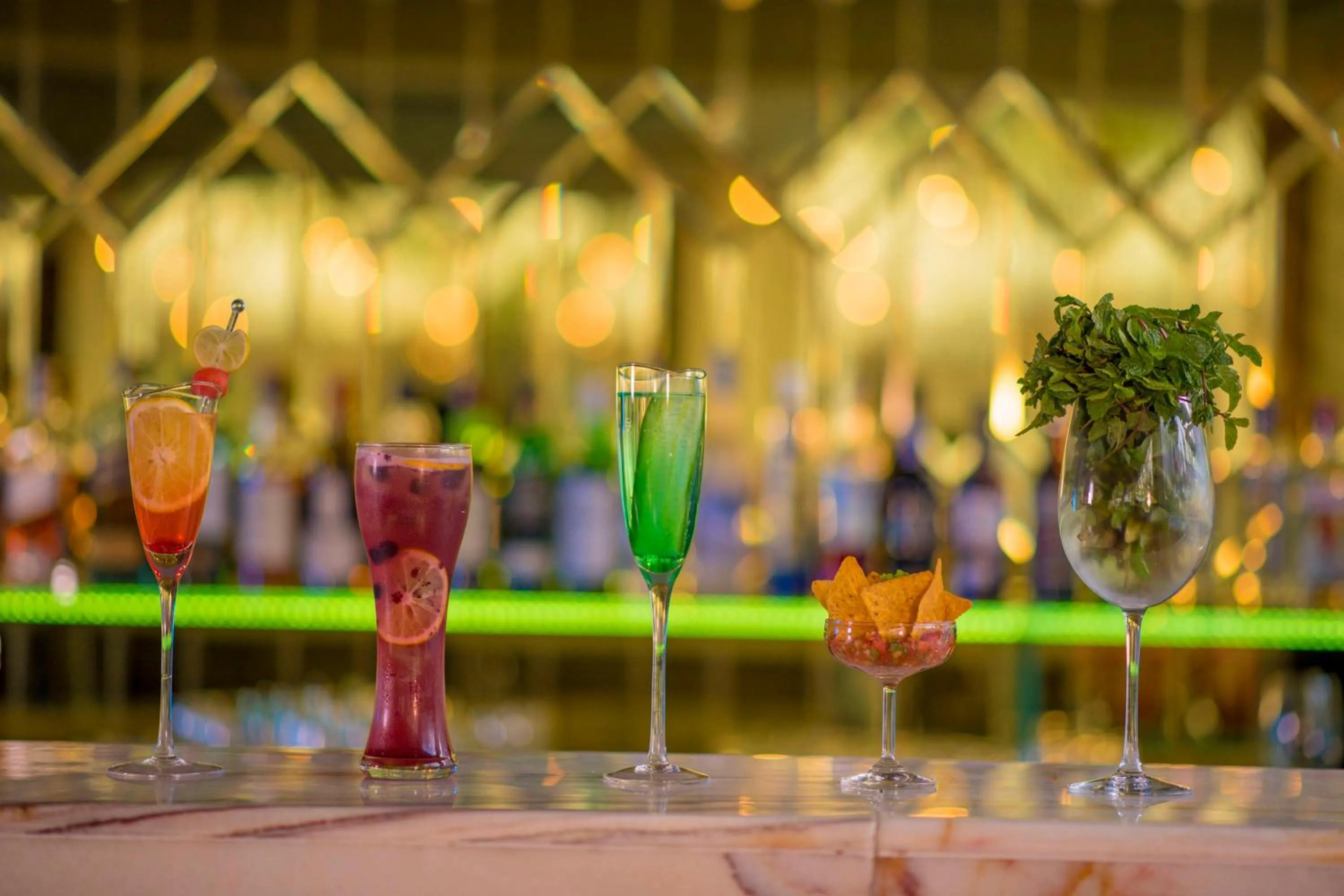 Restaurant/places to eat in Radisson Blu Udaipur Palace Resort & Spa