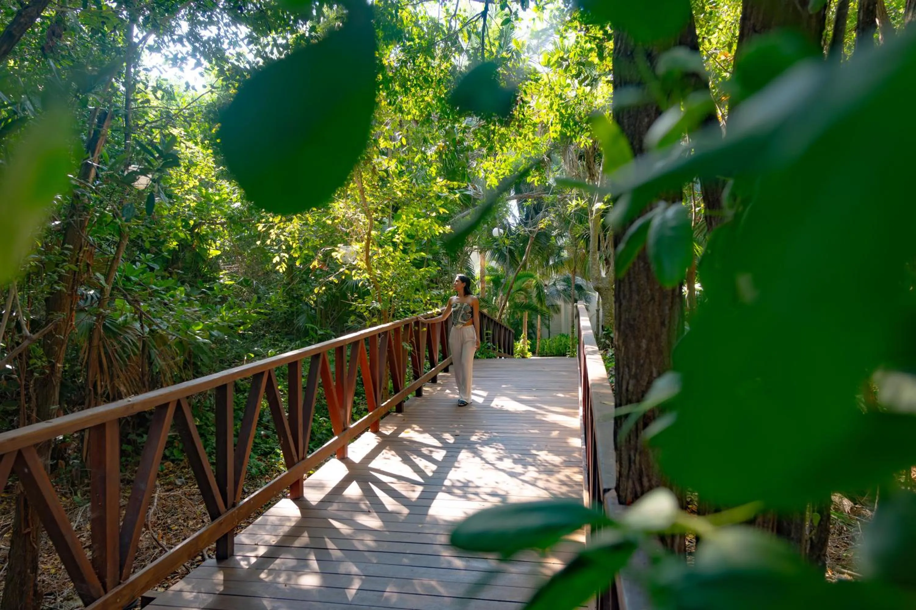 Garden in The Sens Riviera by Oasis