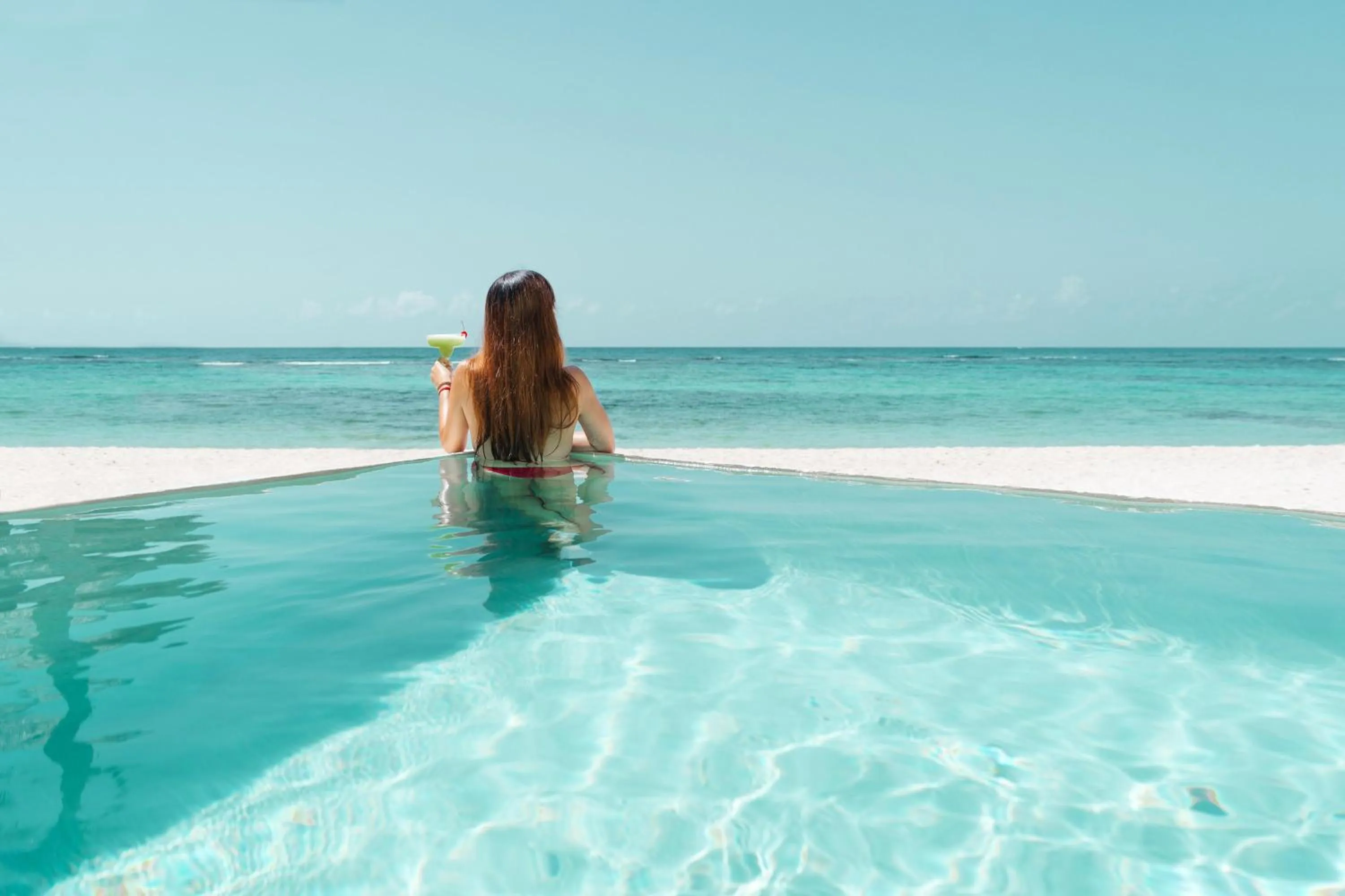 Swimming pool in The Sens Riviera by Oasis