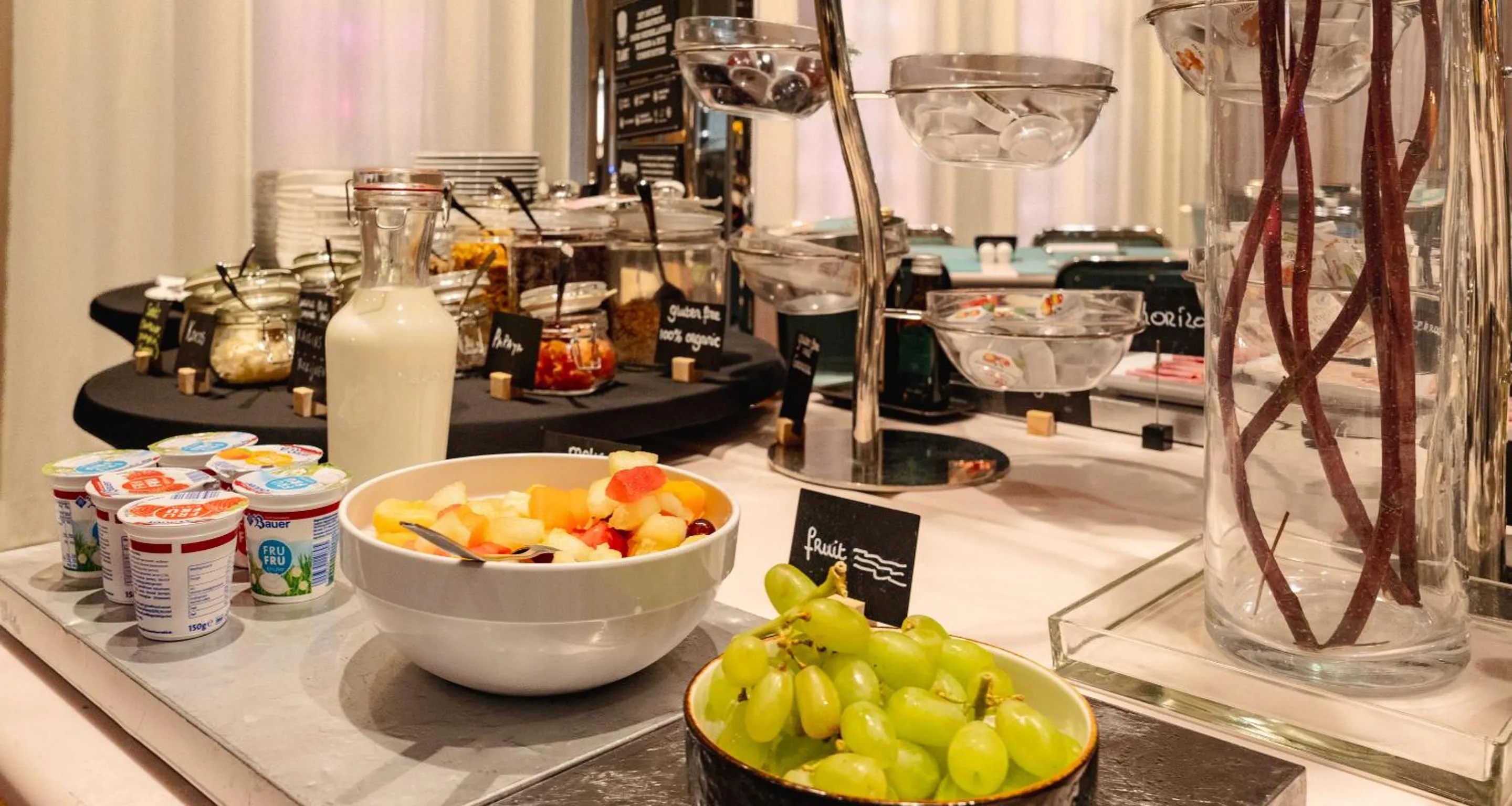 Buffet breakfast in PLAZA Premium Grand Winston