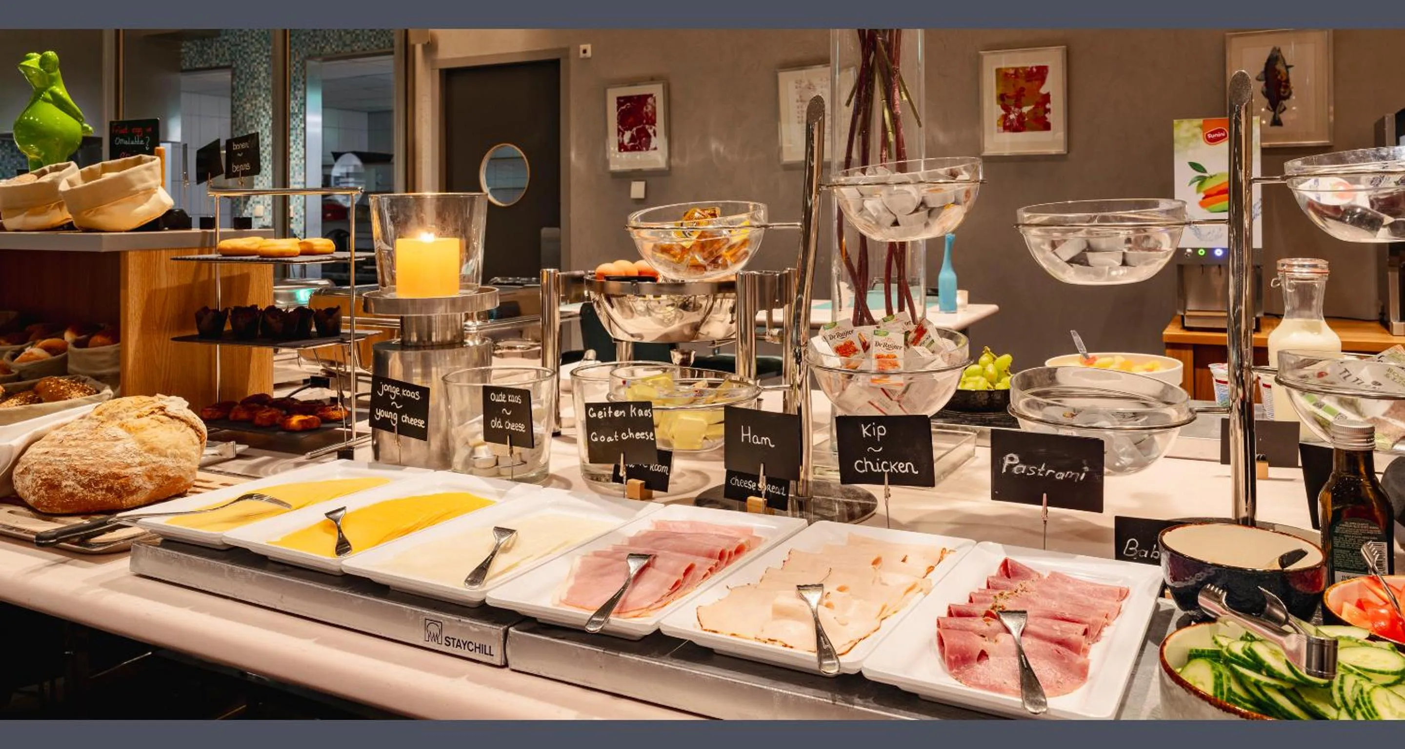 Buffet breakfast in PLAZA Premium Grand Winston