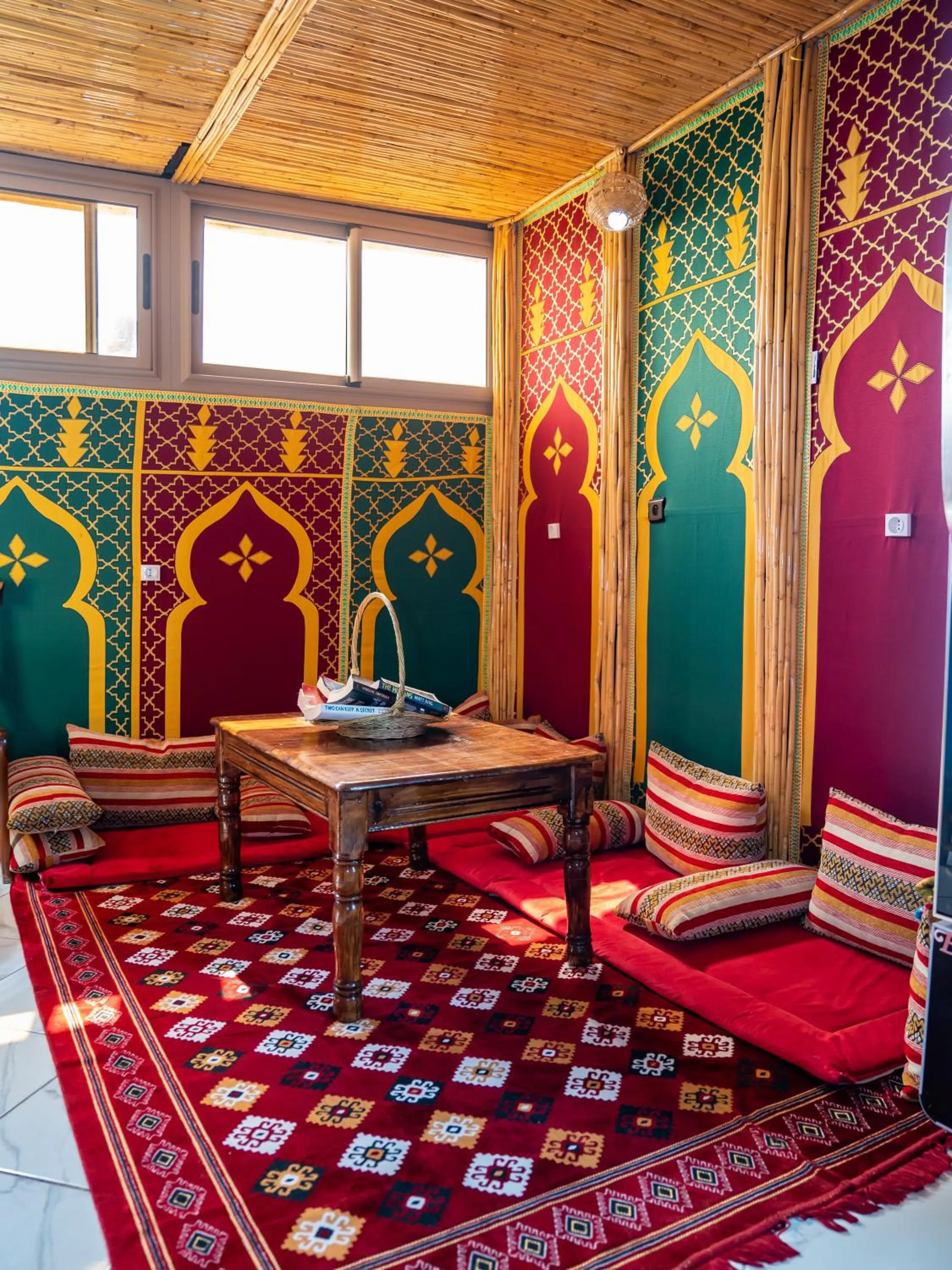 Seating area in Dinosaur Anza Surf House