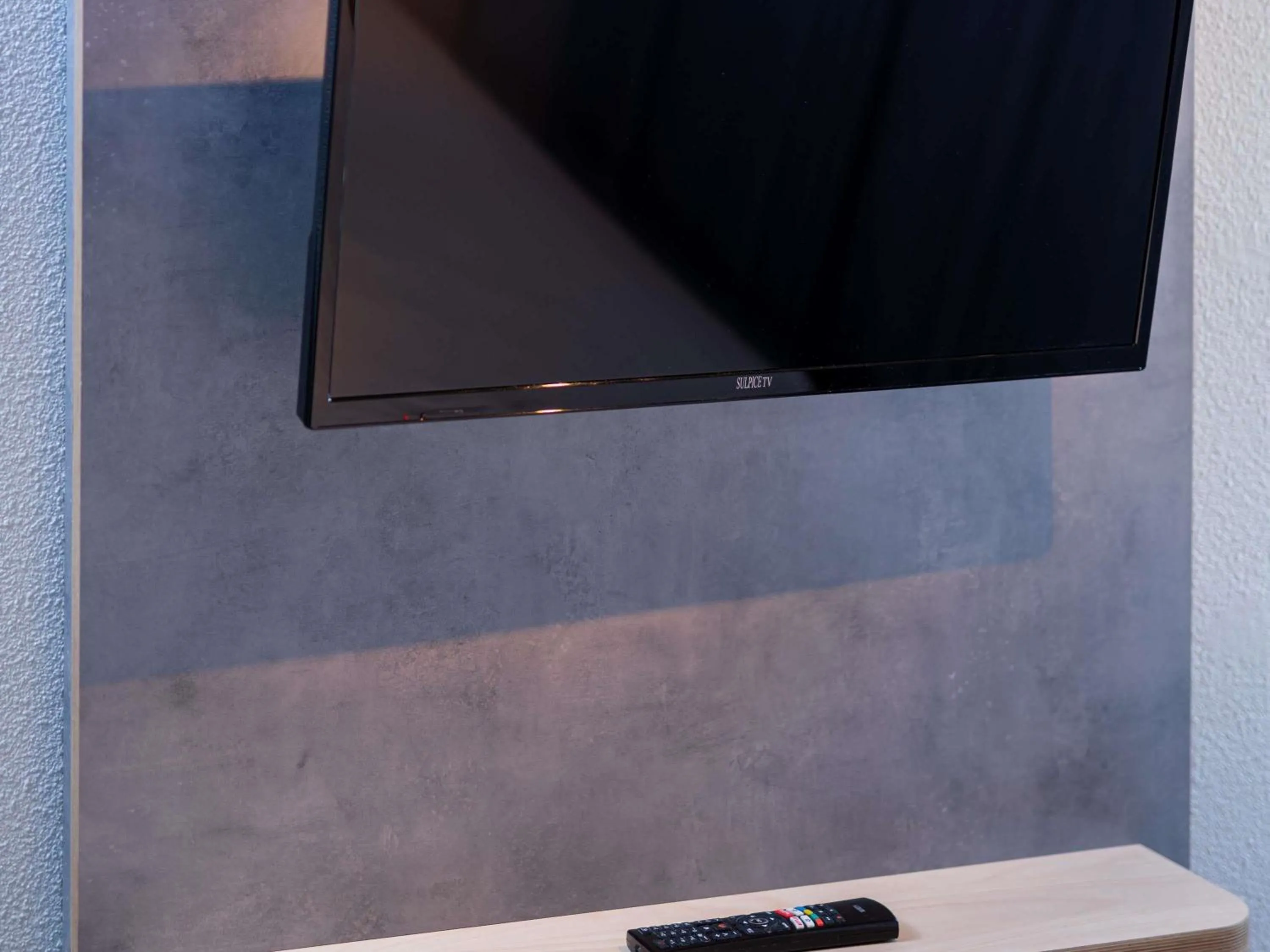 Bedroom in Ibis Budget Lyon Caluire Cité Internationale