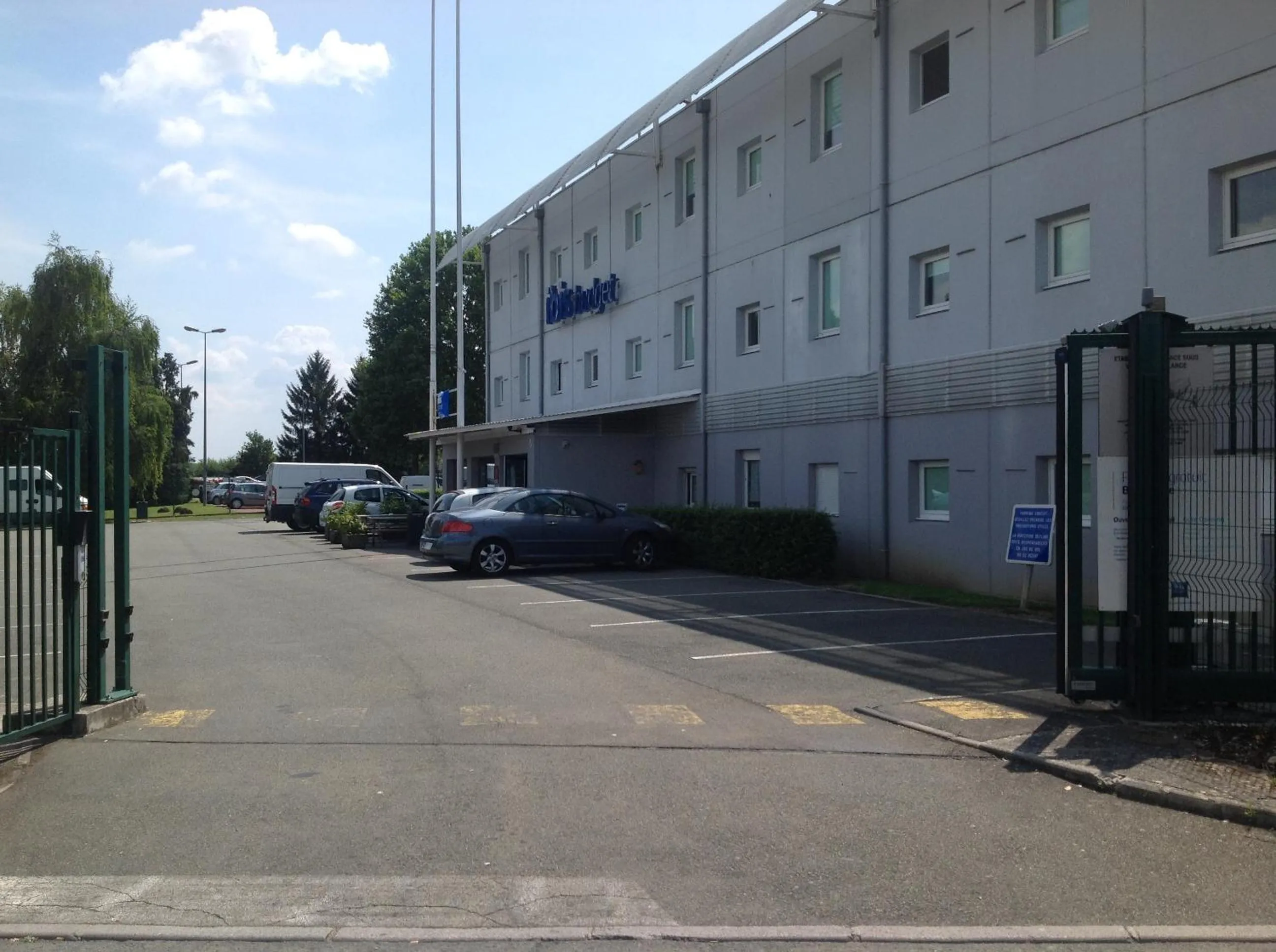 Property building in ibis budget Orgeval