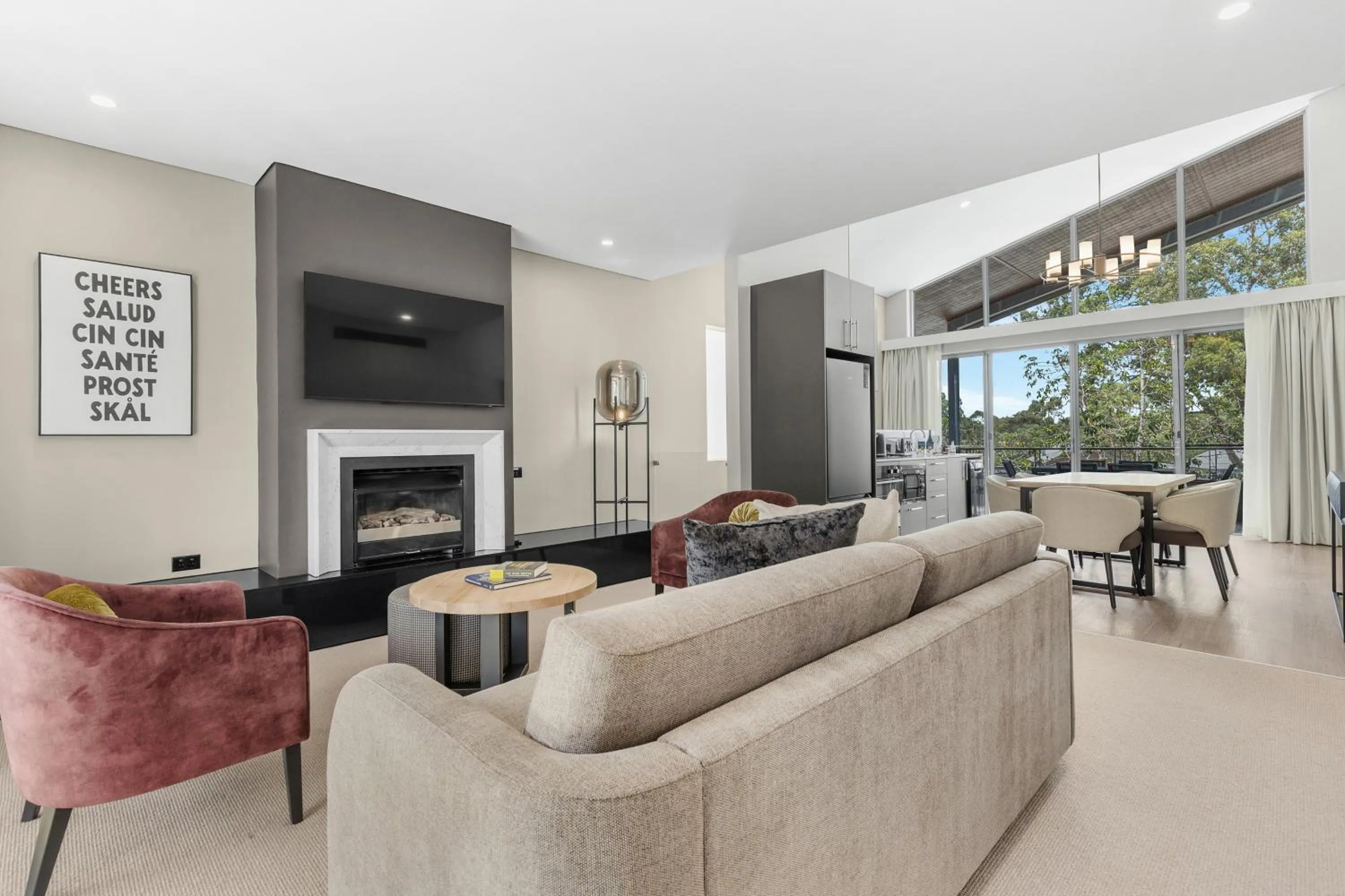 Lounge or bar in Peppers Hunter Valley - formerly Grand Mercure